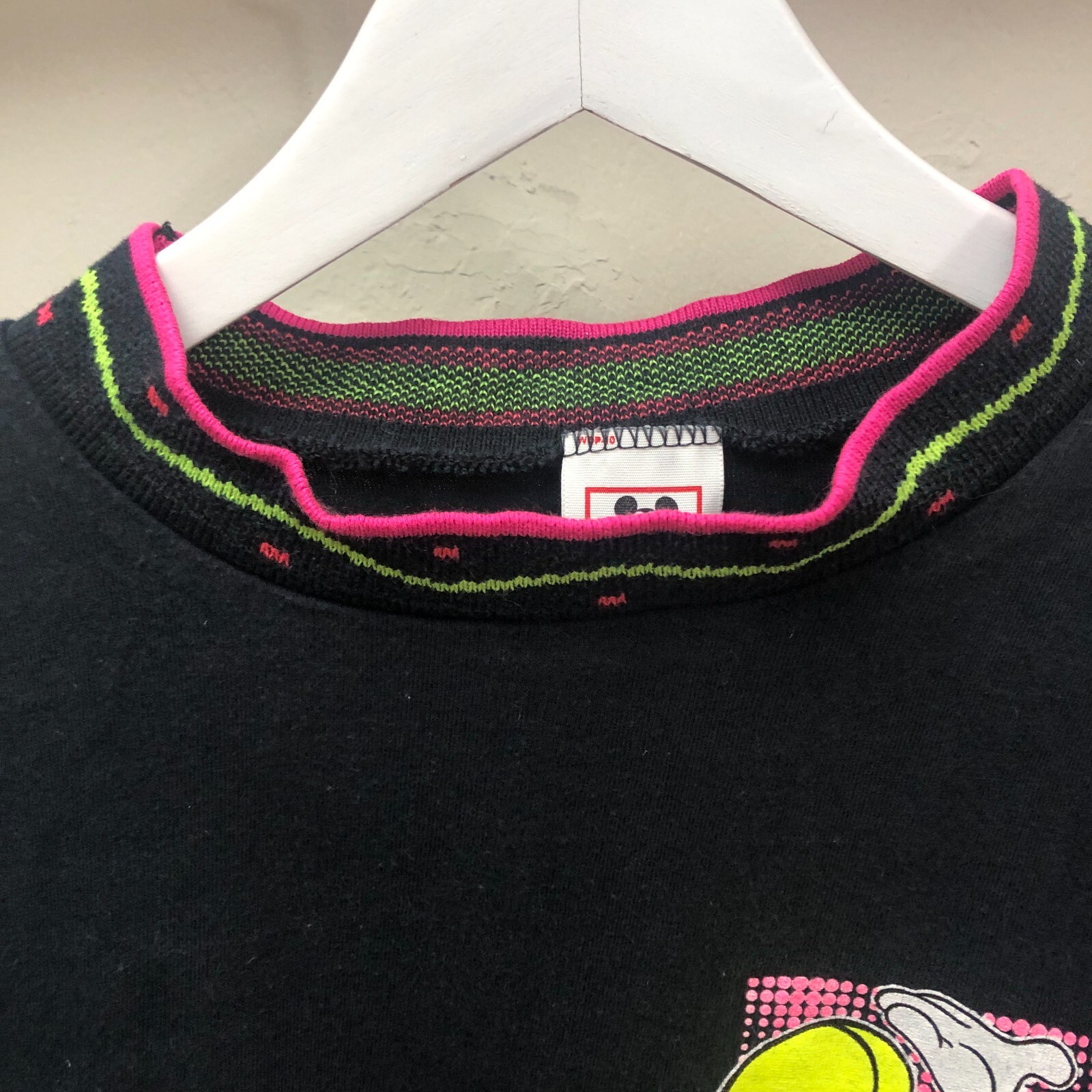 Vintage 80s Disney Wear Mickey Mouse Single-Stitch Shirt XL Ribbed Knit Collar