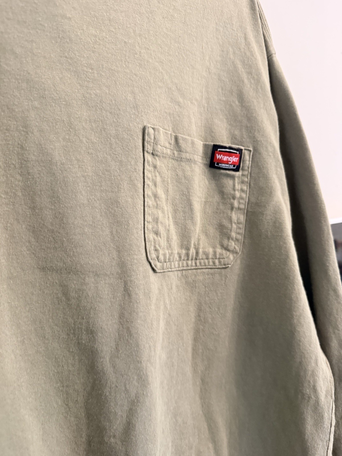 Wrangler Workwear Shirt Mens XL Green Pocket Tee Long Sleeve Heavyweight