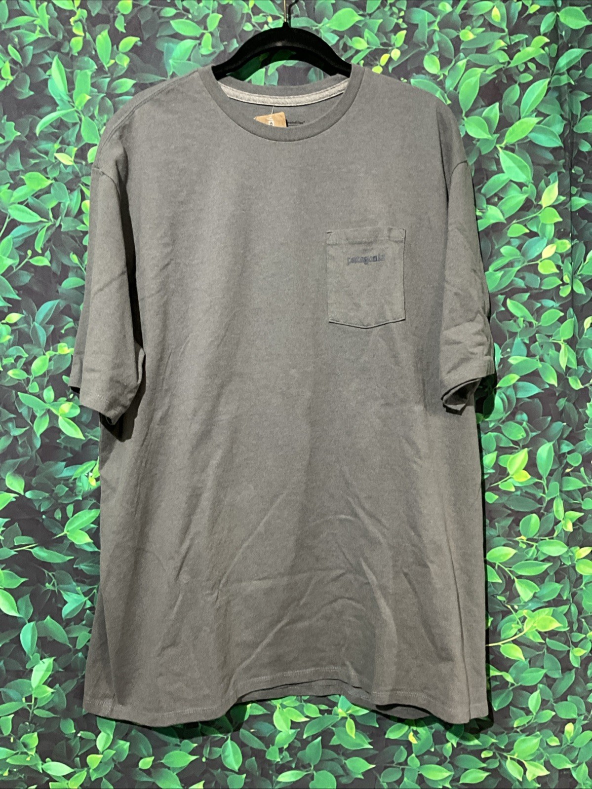 Patagonia Line Logo Ridge T Shirt Mens XL Warm Gray