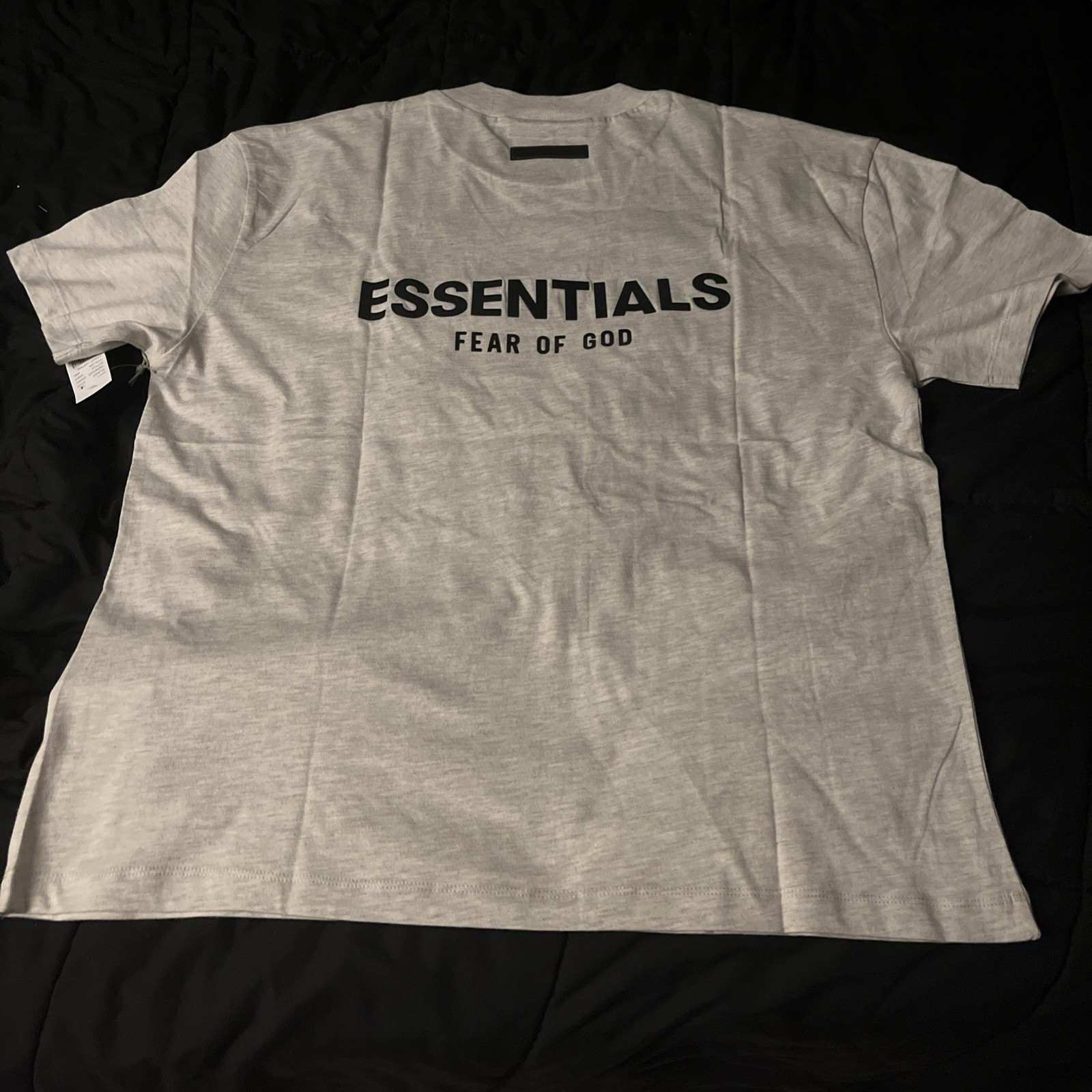 Fear of God Essentials Tee LT Oatmeal Size Medium 100% Authentic NWT Fast Ship
