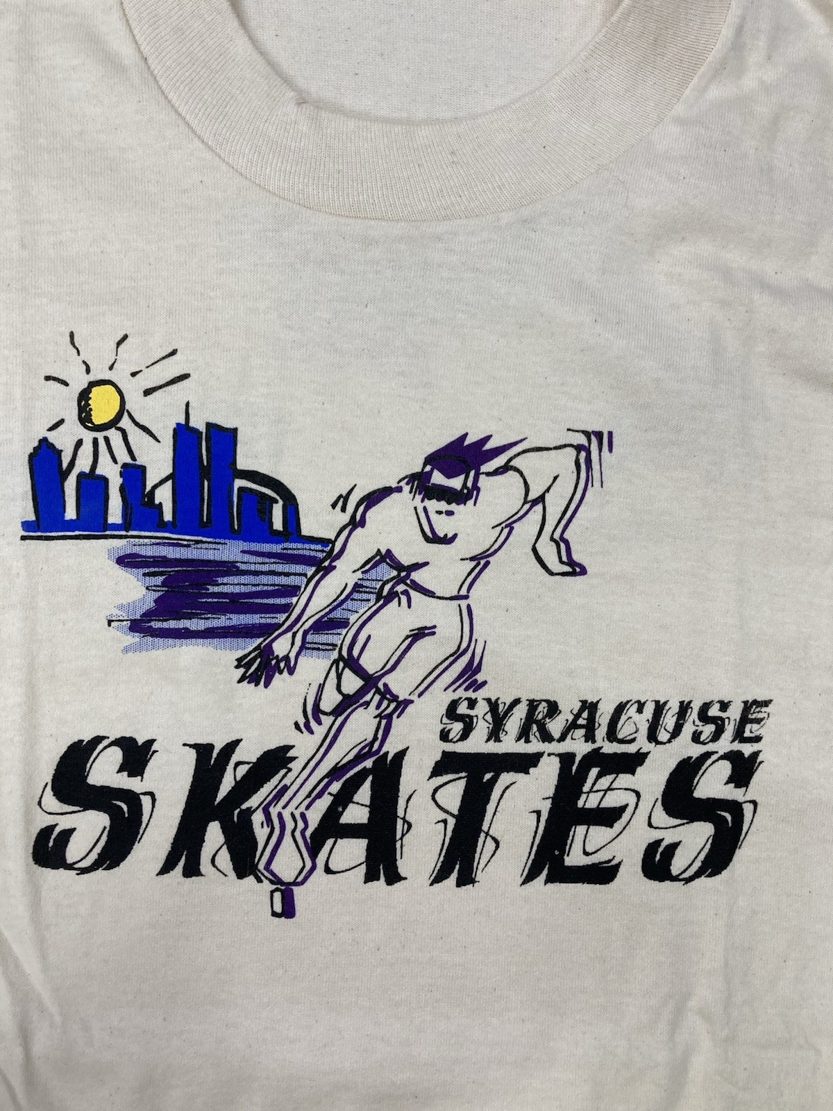 VINTAGE Syracuse New York Skates Graphic T-shirt Men XL Skate The World Promo