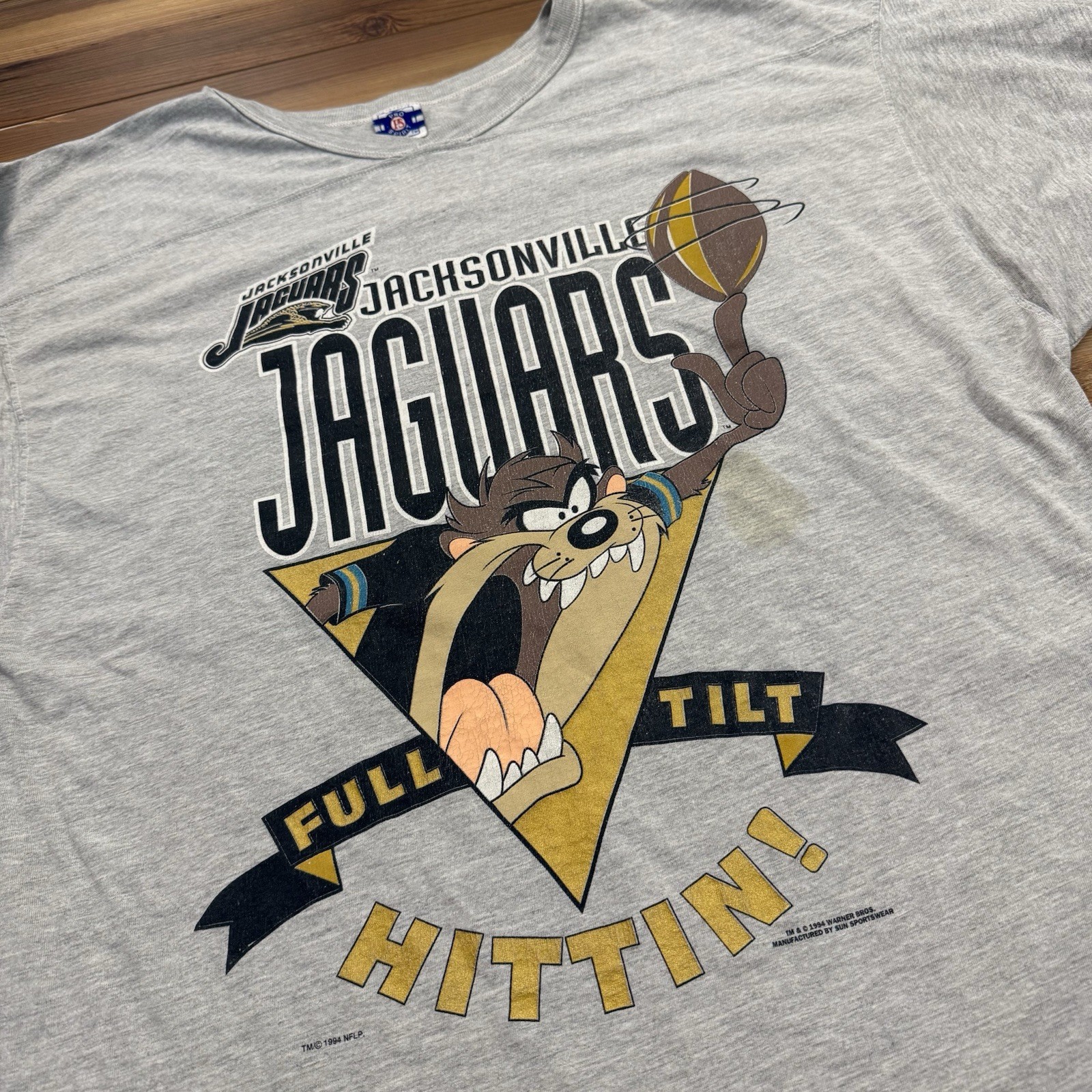 Vintage 90’s Jacksonville Jaguars Banned Logo Tasmanian Devil Taz Longsleeve