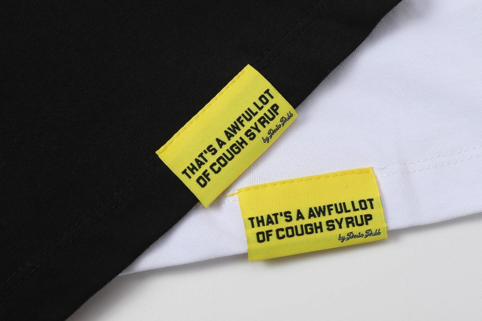 S-M-L-XL THAT&rsquo;S A AWFUL LOT OF COUGH SYRUP T-shirt White / Black
