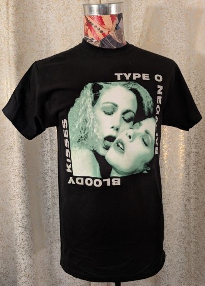 Officially Licensed Double-Sided Type O Negative « Bloody Kisses Black Tee Merch
