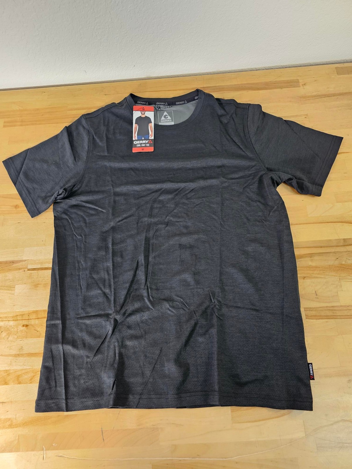 M / MEDIUM – BLACK – Gerry Men&rsquo;s Lightweight Cool Knit Active Gym Tee Shirt