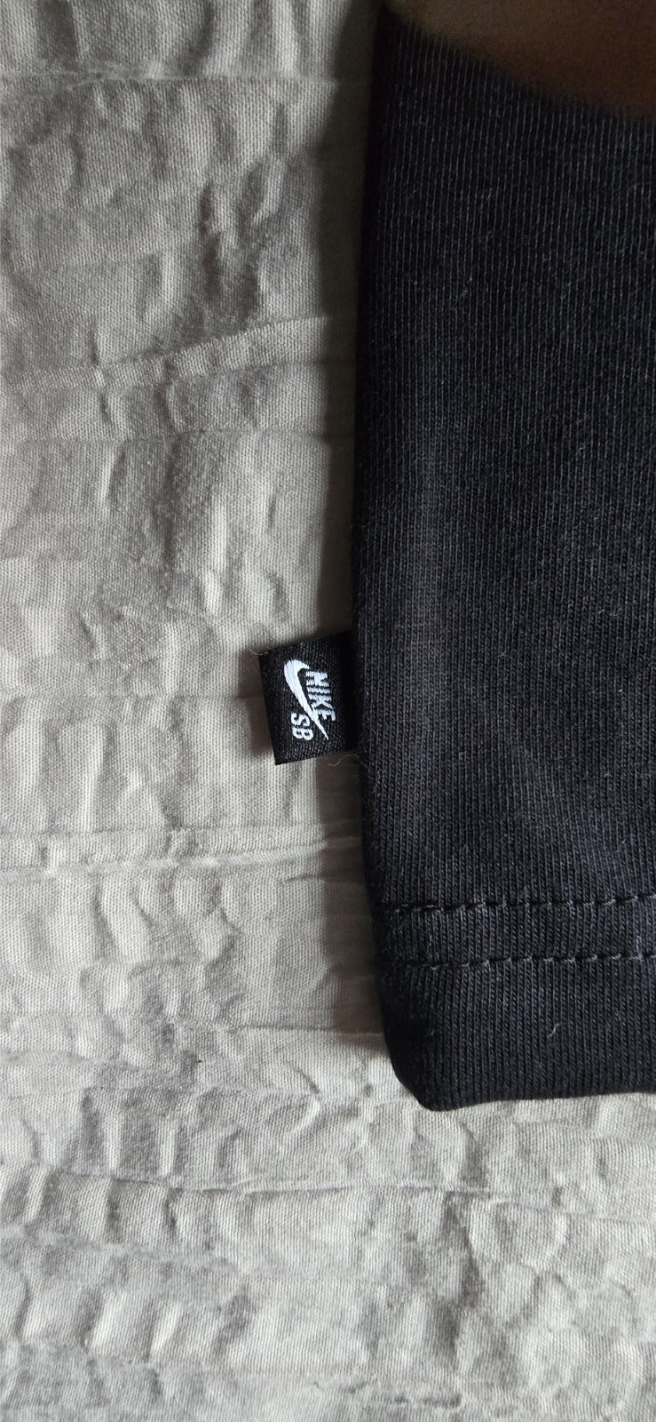 Nike SB OC Spider Tee – (Glow in the dark) Black -Size Large – NWT