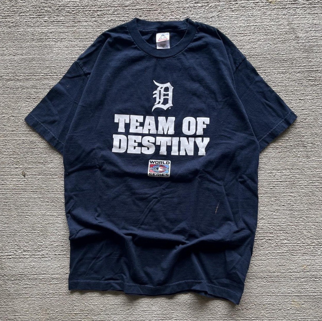 Alstyle Vintage Y2K Detroit Tigers “Team of Destiny” MLB Graphic T-Shirt Men’s L