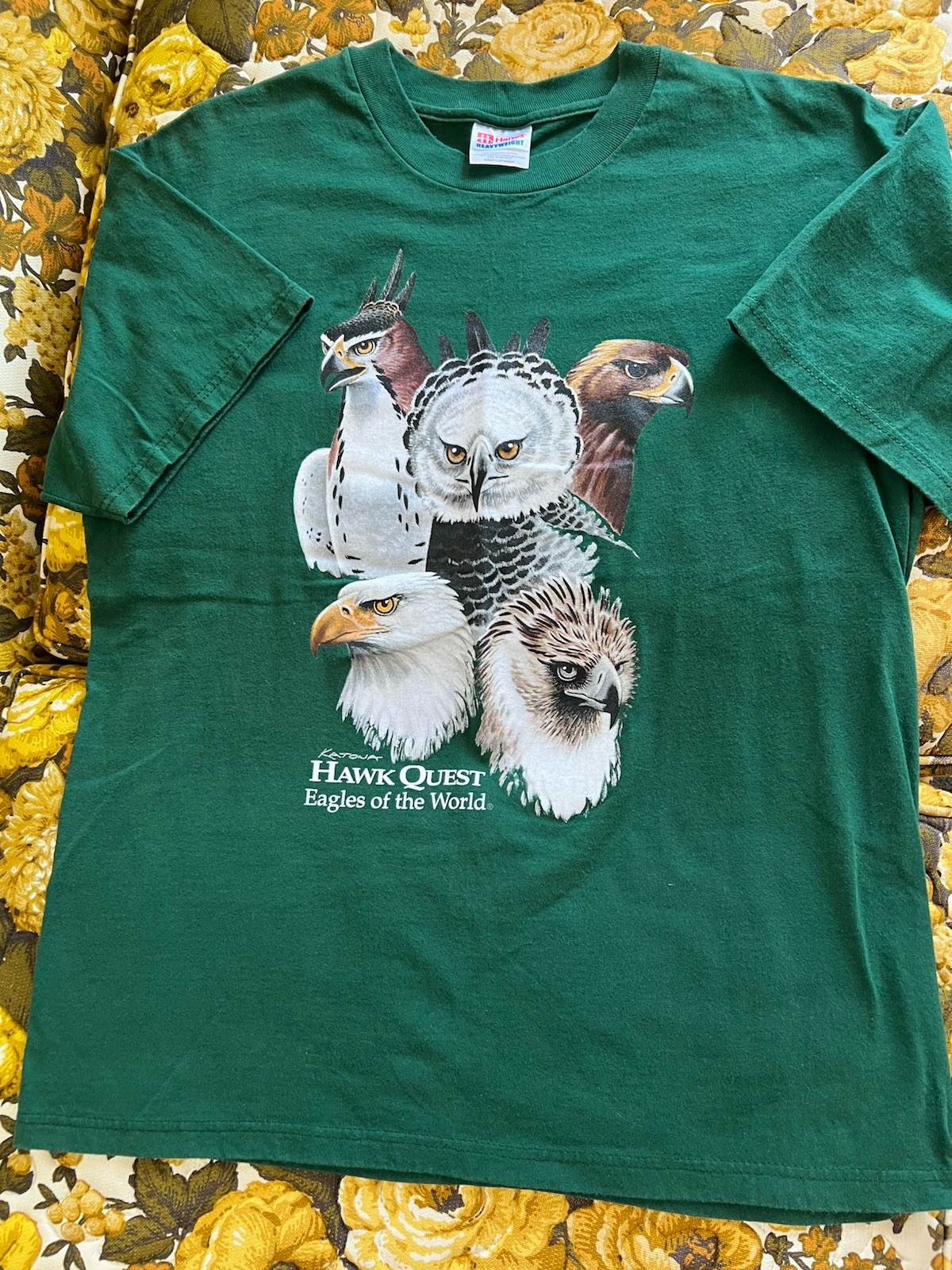 Vintage Men&rsquo;s L T-Shirt 90&rsquo;s Hawk Quest Eagles Of The World Graphic Tee