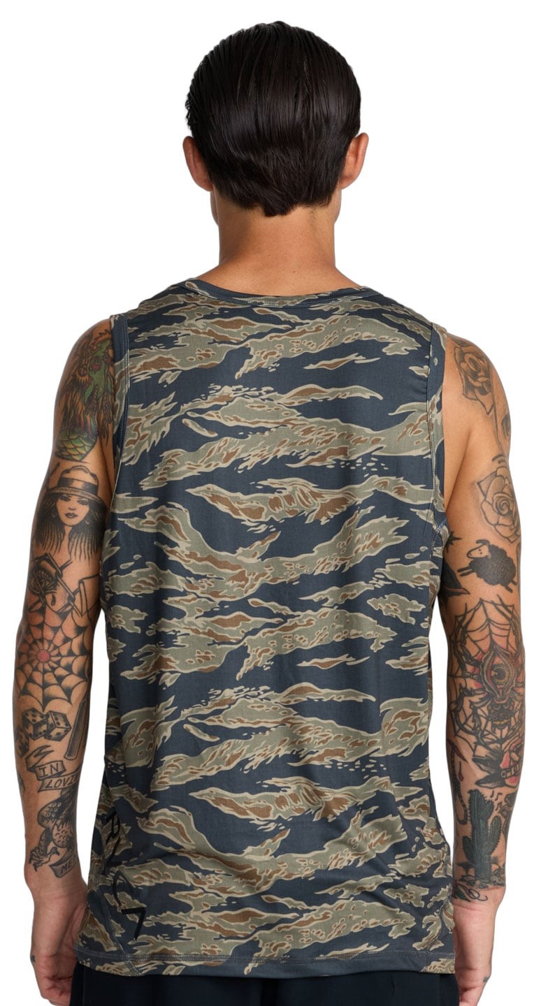 RVCA Sport Vent Men&rsquo;s Performance Tank – Tiger Camo – New