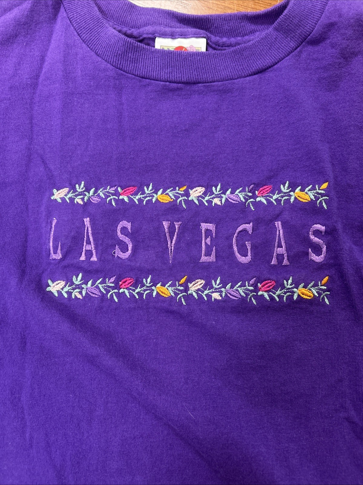 Vintage Fruit Of The Loom Las Vegas T Shirt Men’s Size Medium Purple