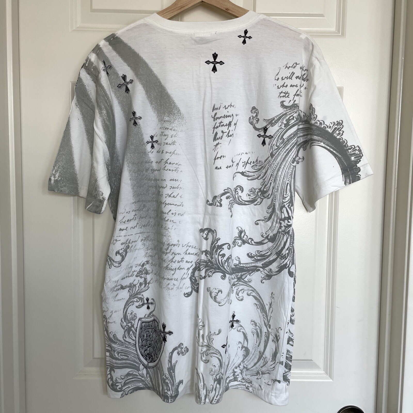 VTG ODM Men&rsquo;s Faith V-Neck XL T-Shirt Cross Graphic Tee Affliction Style Y2K