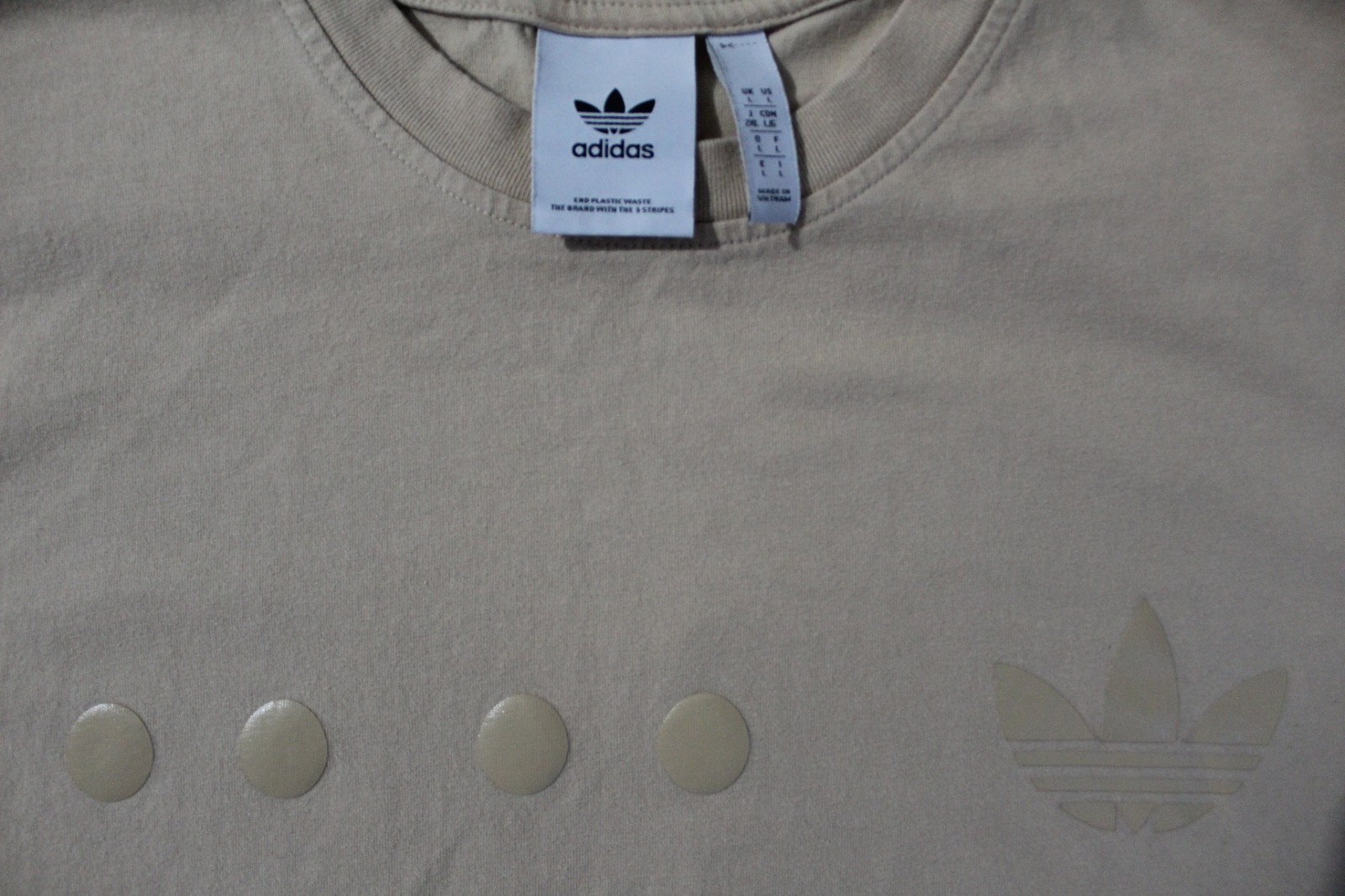 Adidas men&rsquo;s Size Large