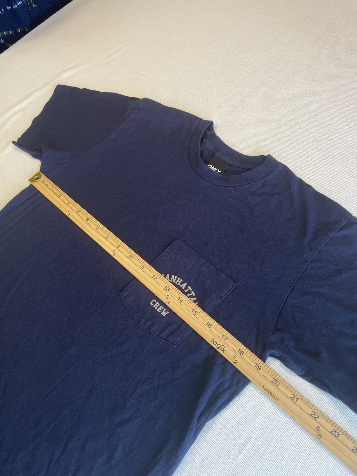 Only NY Graphic T-shirt Sz M Manhattan Rowing Crew Ivy Prep Navy Blue CLEAN