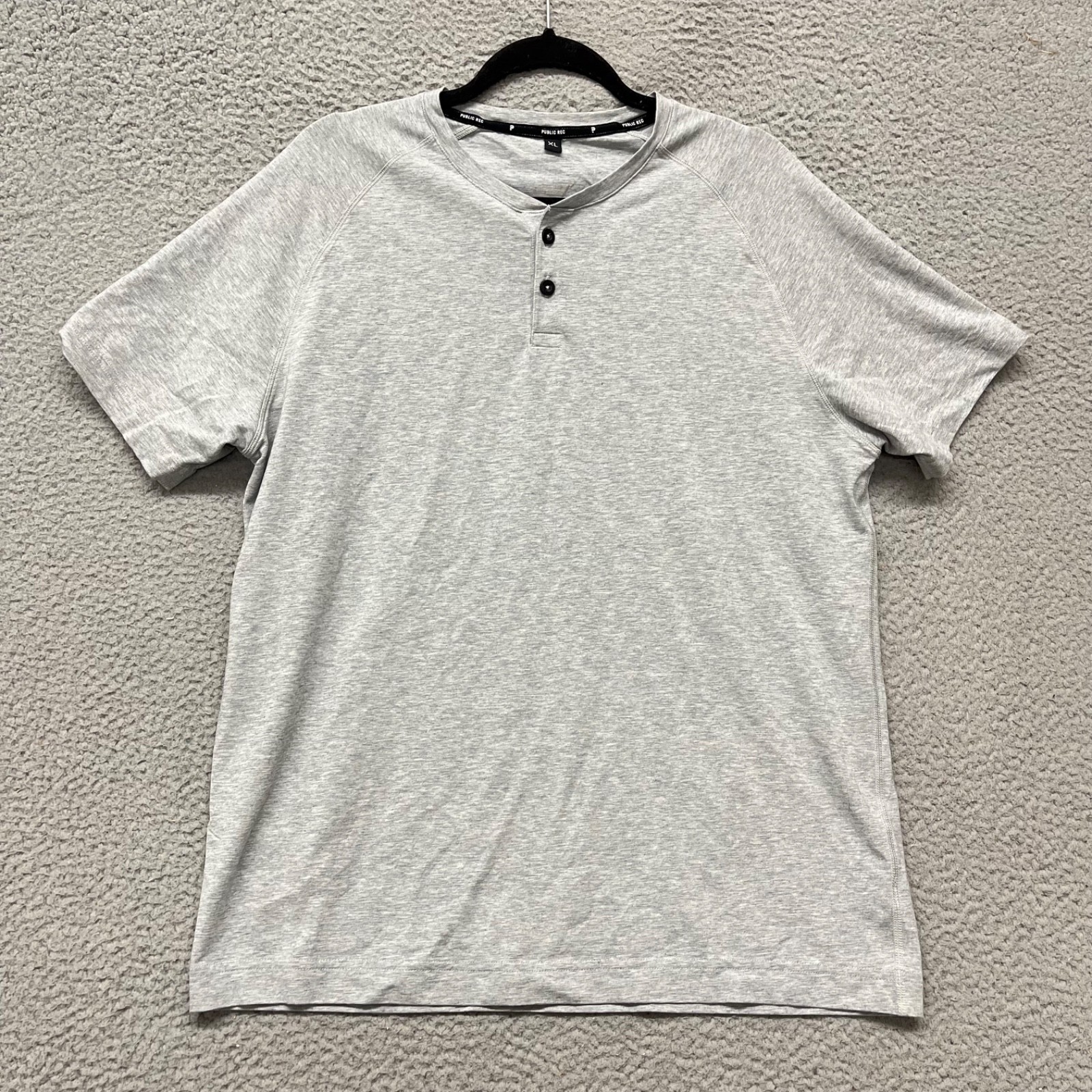 Public Rec Shirt Mens XL Gray Henley On The Go Short Sleeve Minimal Activewear