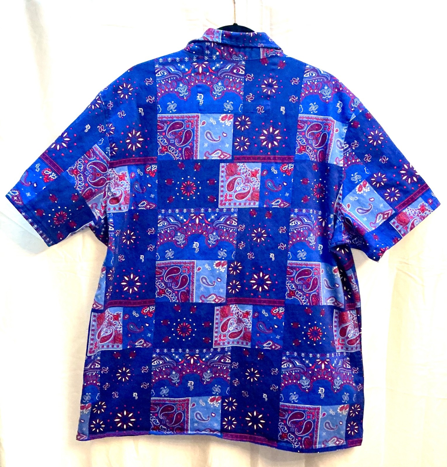 Dogg Supply by Snoop Dog, Men&rsquo;s XL Collar Button Down Bandana Shirt