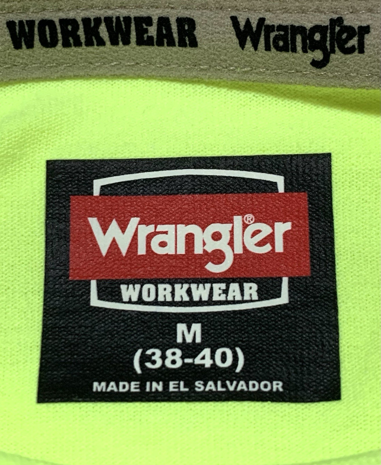 NEW Wrangler Workwear Men&rsquo;s Hi-Vis Yellow Long Sleeve Pocket T-Shirt Size M