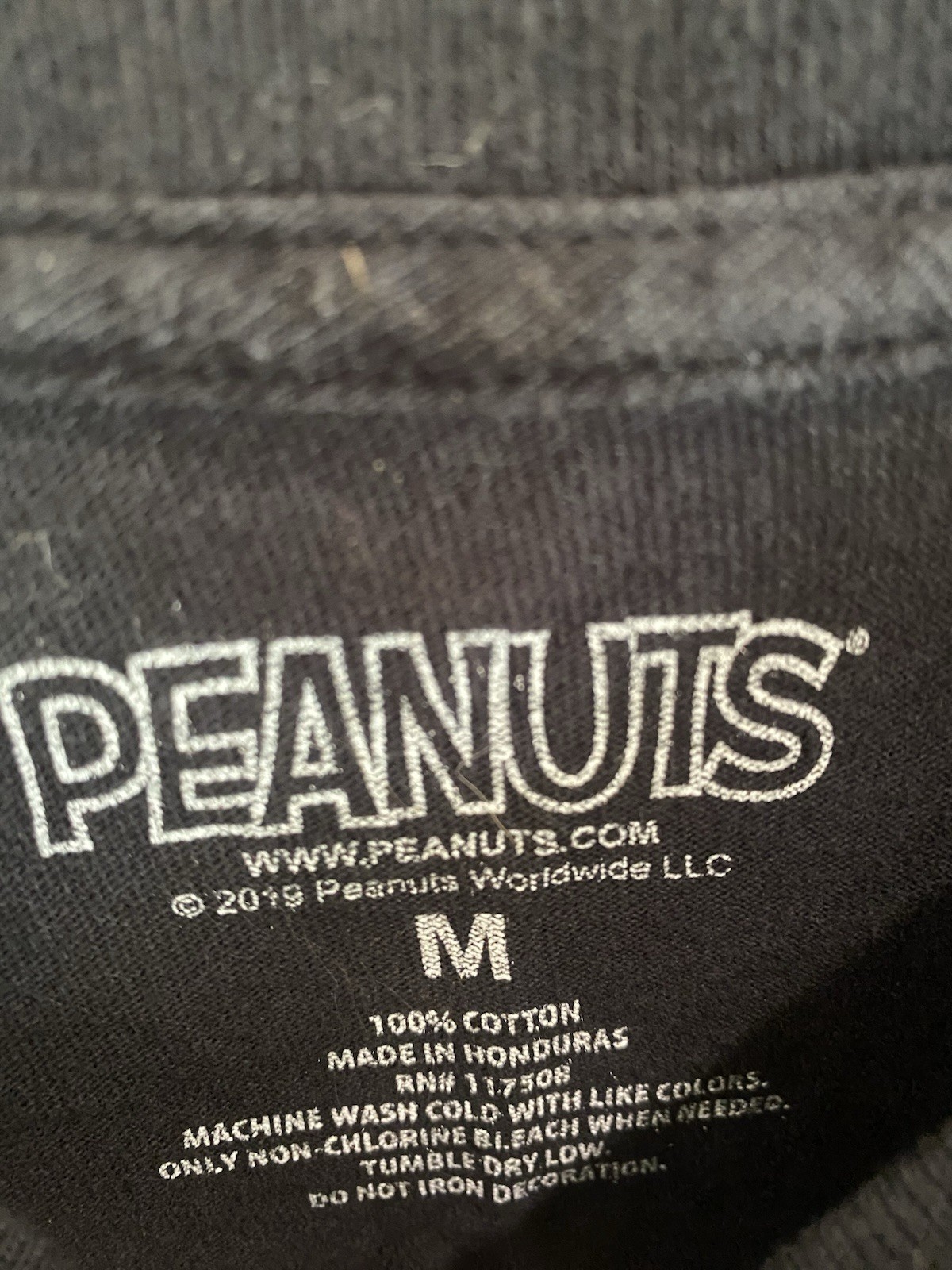 Snoopy Long Sleeve Peanuts Graphic Tee Size M