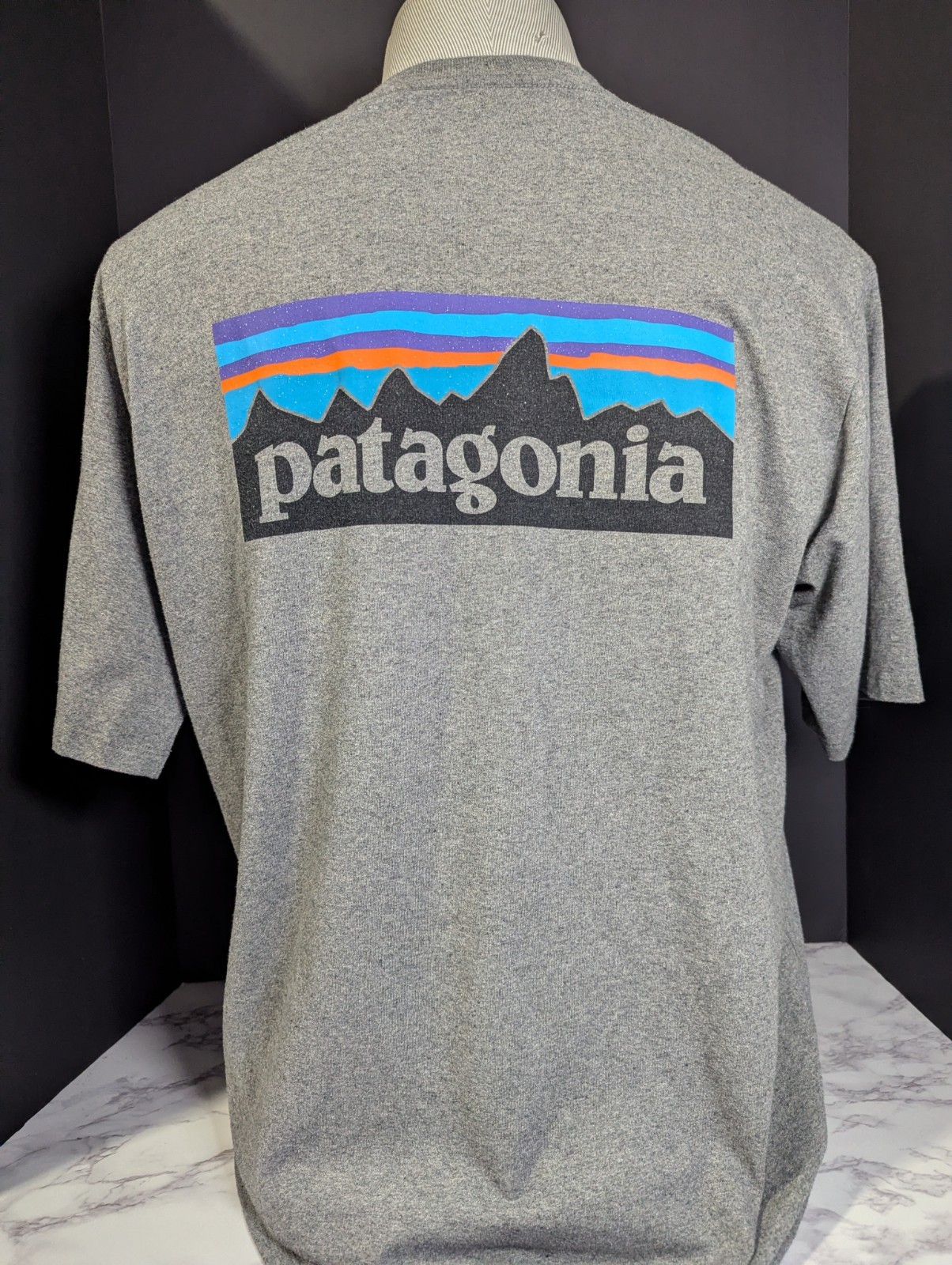 Men Patagonia Classic Logo Gray T-Shirt Short Sleeve Size XL