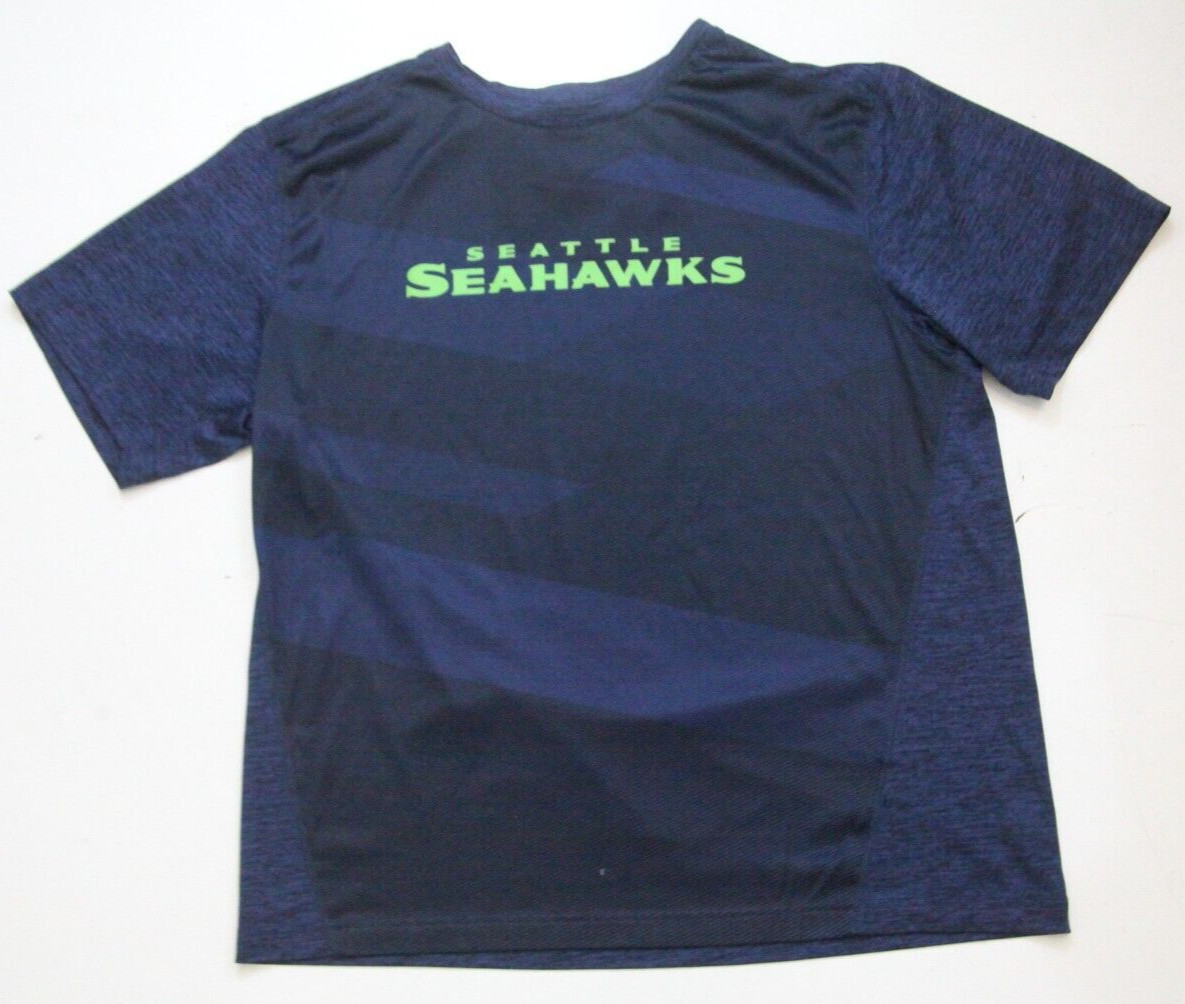 Large Majestic Cool Base Seattle Seahawks T-Shirt Short Sleeve Crewneck WS36