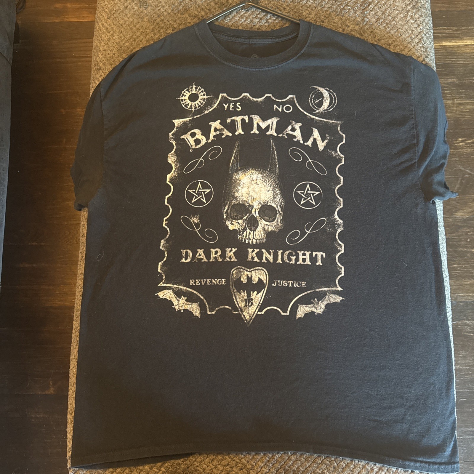 Batman Ouija Board Gotham City Dark Knight Black T-Shirt DC Comics Men’s XL
