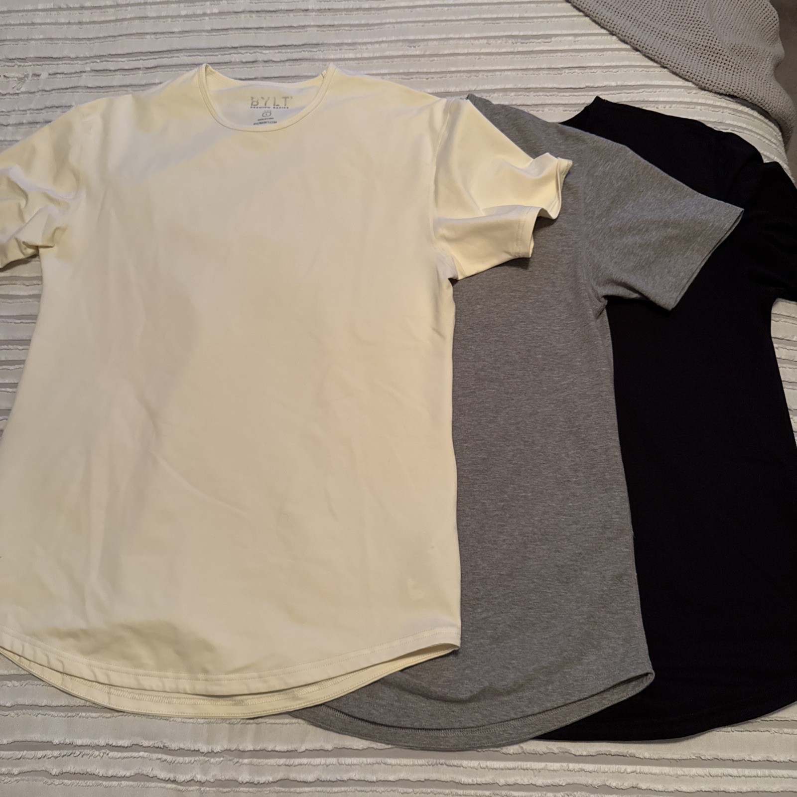 Lot of 3 BYLT Premium Basics T Shirt Mens Medium Drop Cut S/S Lux Curved Hem
