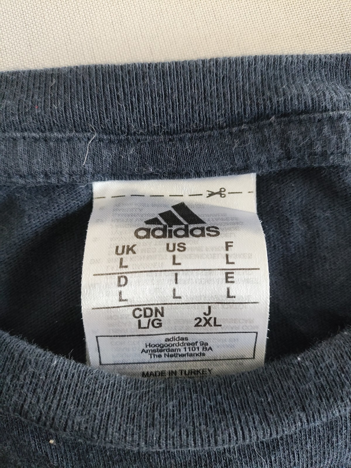 Adidas Navy Blue T-Shirt L | Yellow Logo Classic Tee Retro Mens Casual Wear