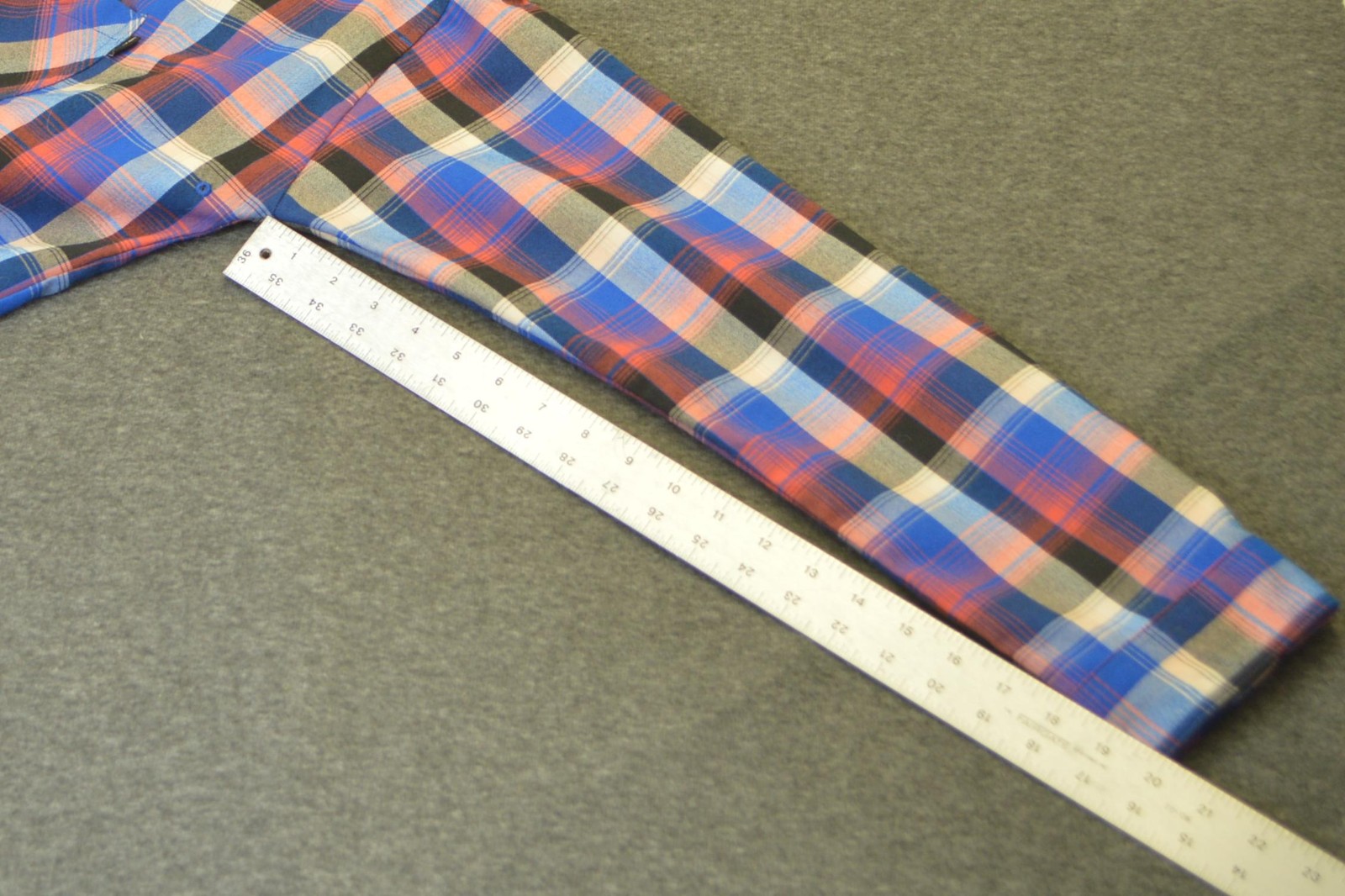 Burton Shirt Mens Long SleeveXL Blue Red Flannel Button Up Snowboarding Outdoors