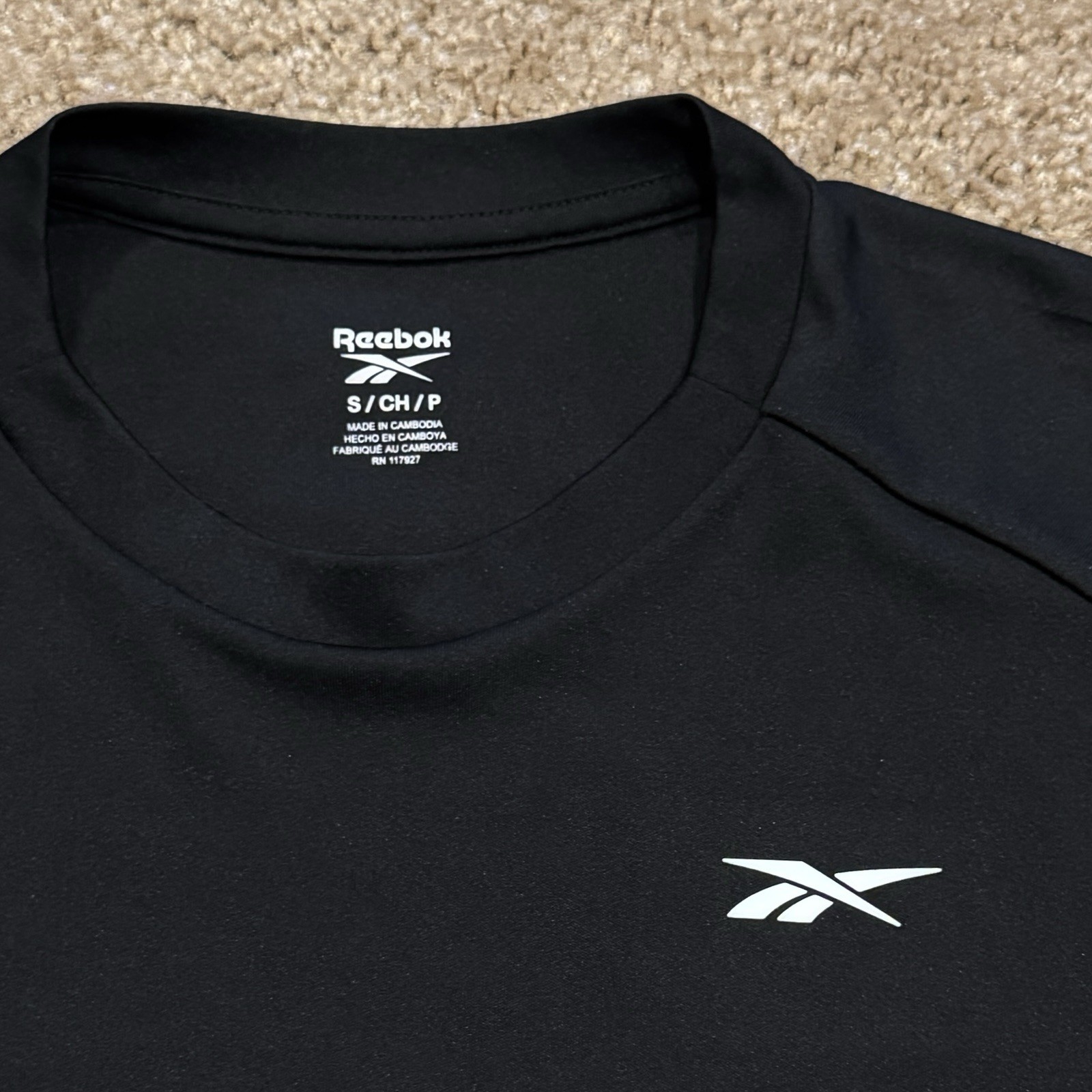 Reebok Active Athletic Gym Polyester Short Sleeve T-Shirt Mens Small Black