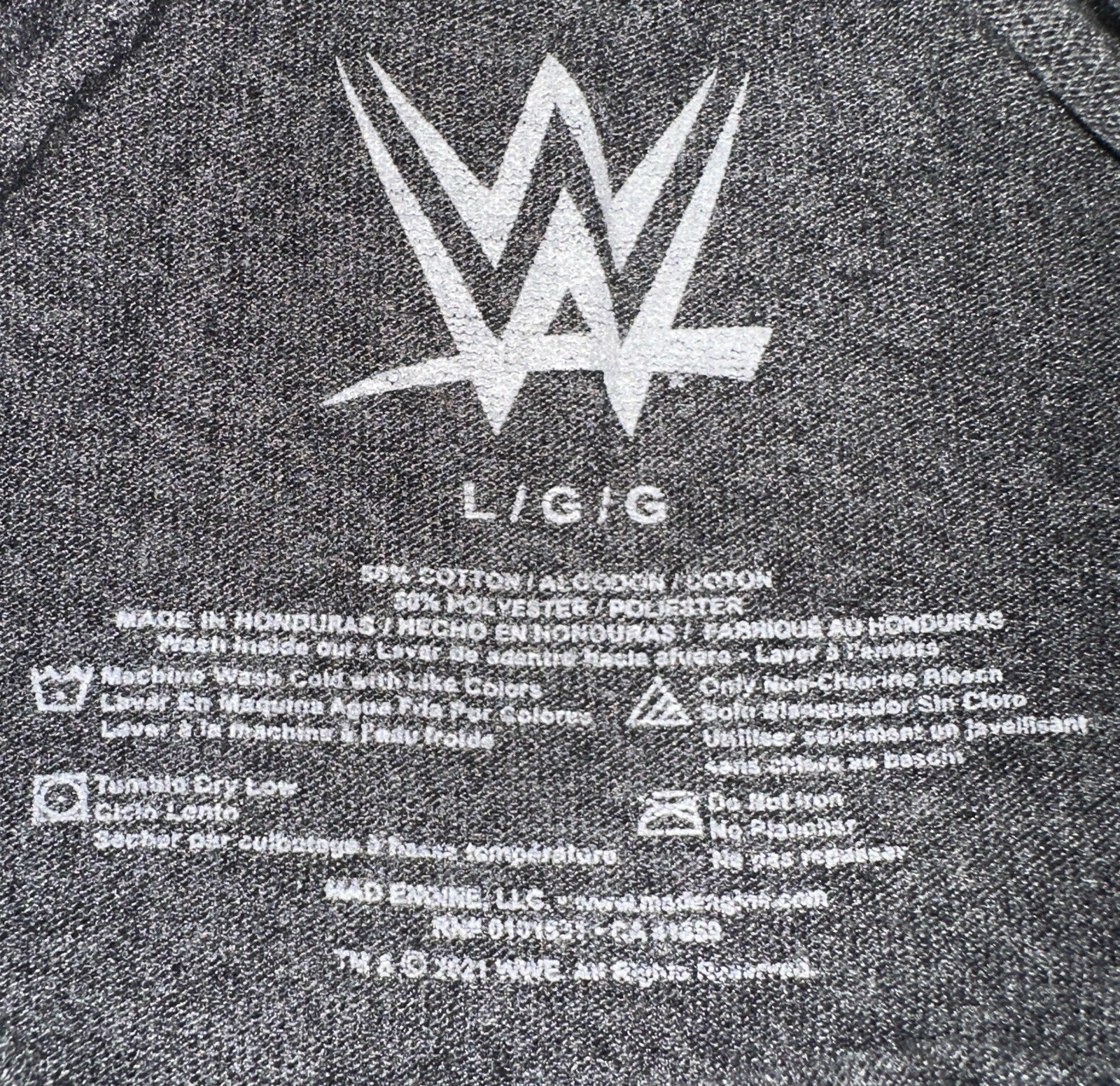 WWE The Undertaker « Deadman Forever » Graphic T-Shirt – Men&rsquo;s Size Large (2021)