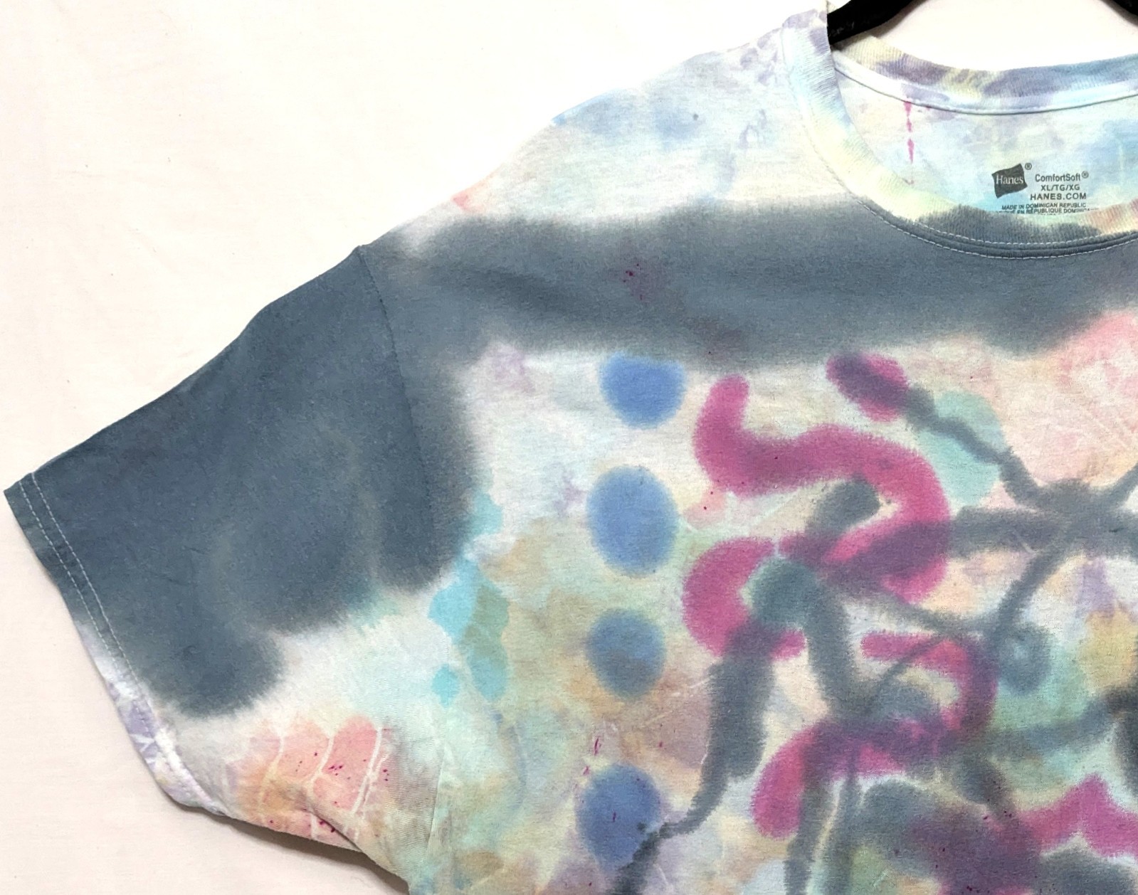 Handmade Tie Dye New York Street Art Abstract Design XL Tee Shirt 22&Prime; W X 30&Prime; L