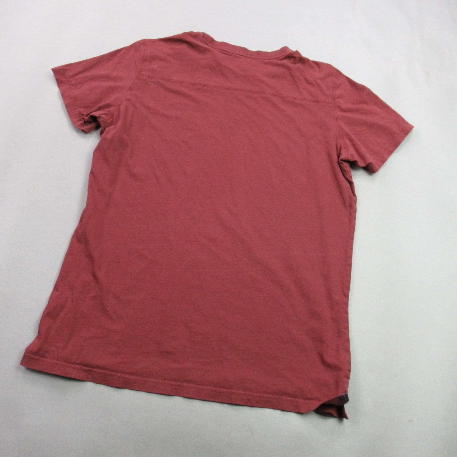 Kuhl Shirt Mens Medium Short Sleeve Crew Neck Casual Lightweight Red