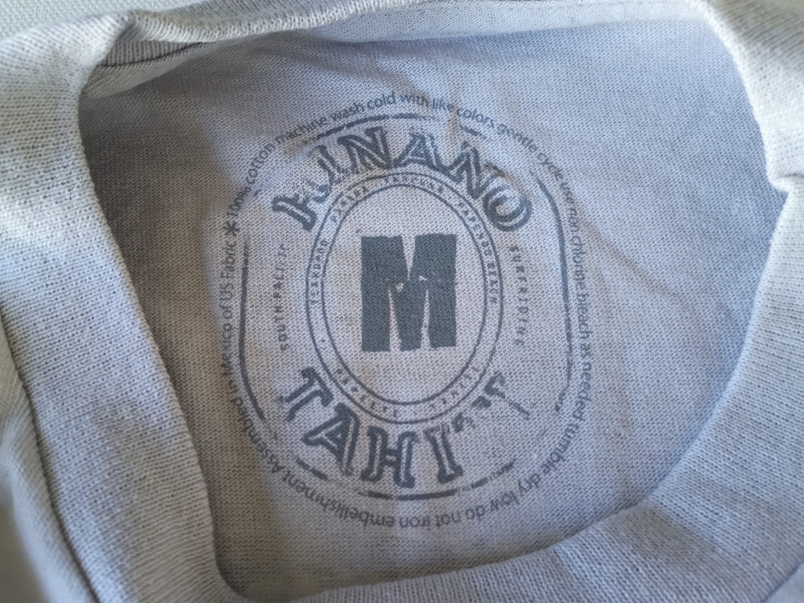HINANO TAHITI 2 SIDED GRAPHIC PRINT T SHIRT SIZE M NWT