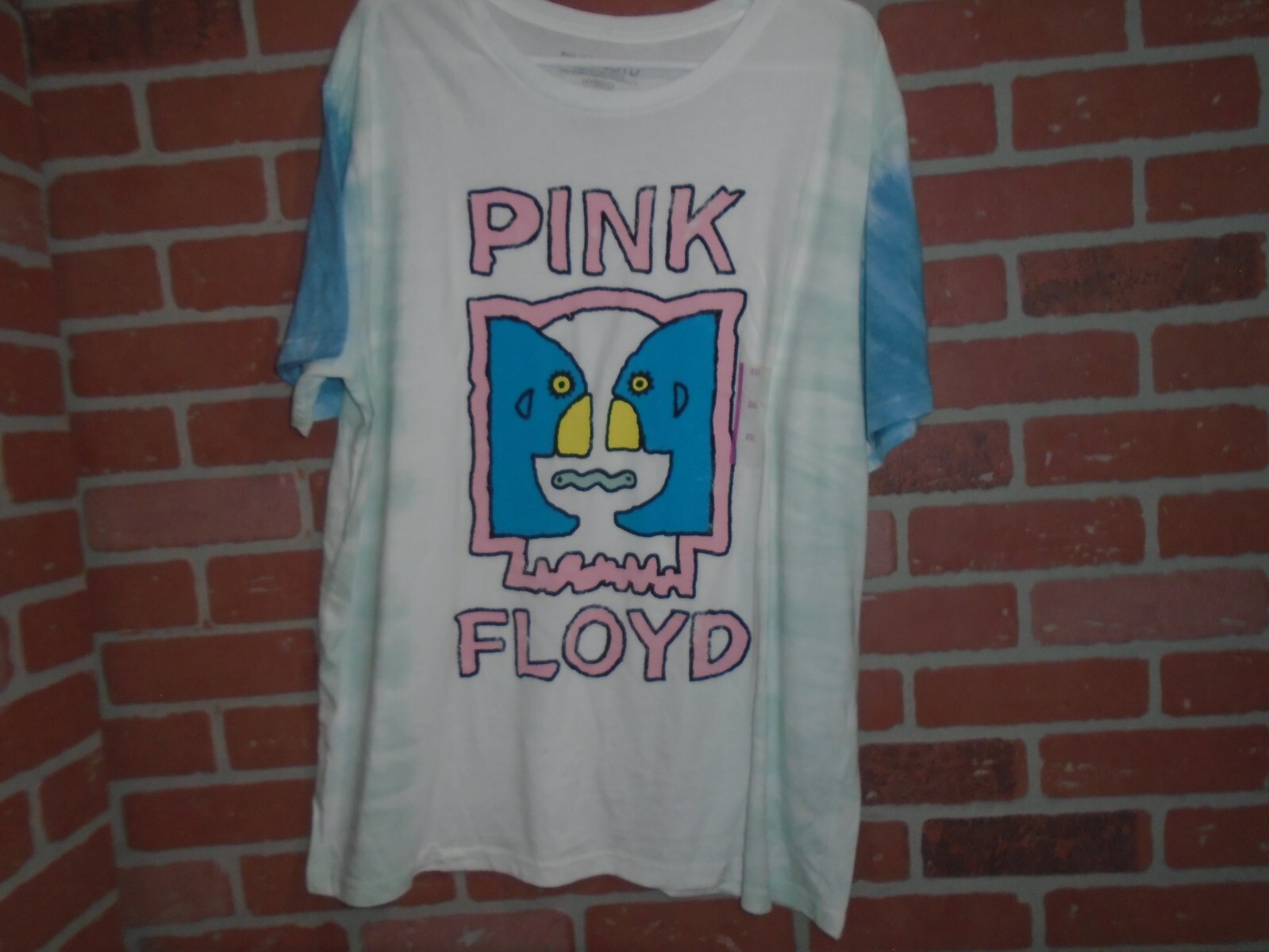 PINK FLOYD TSHIRT 2023 EDITION ADULT 2XLARGE NEW WITH STICKER