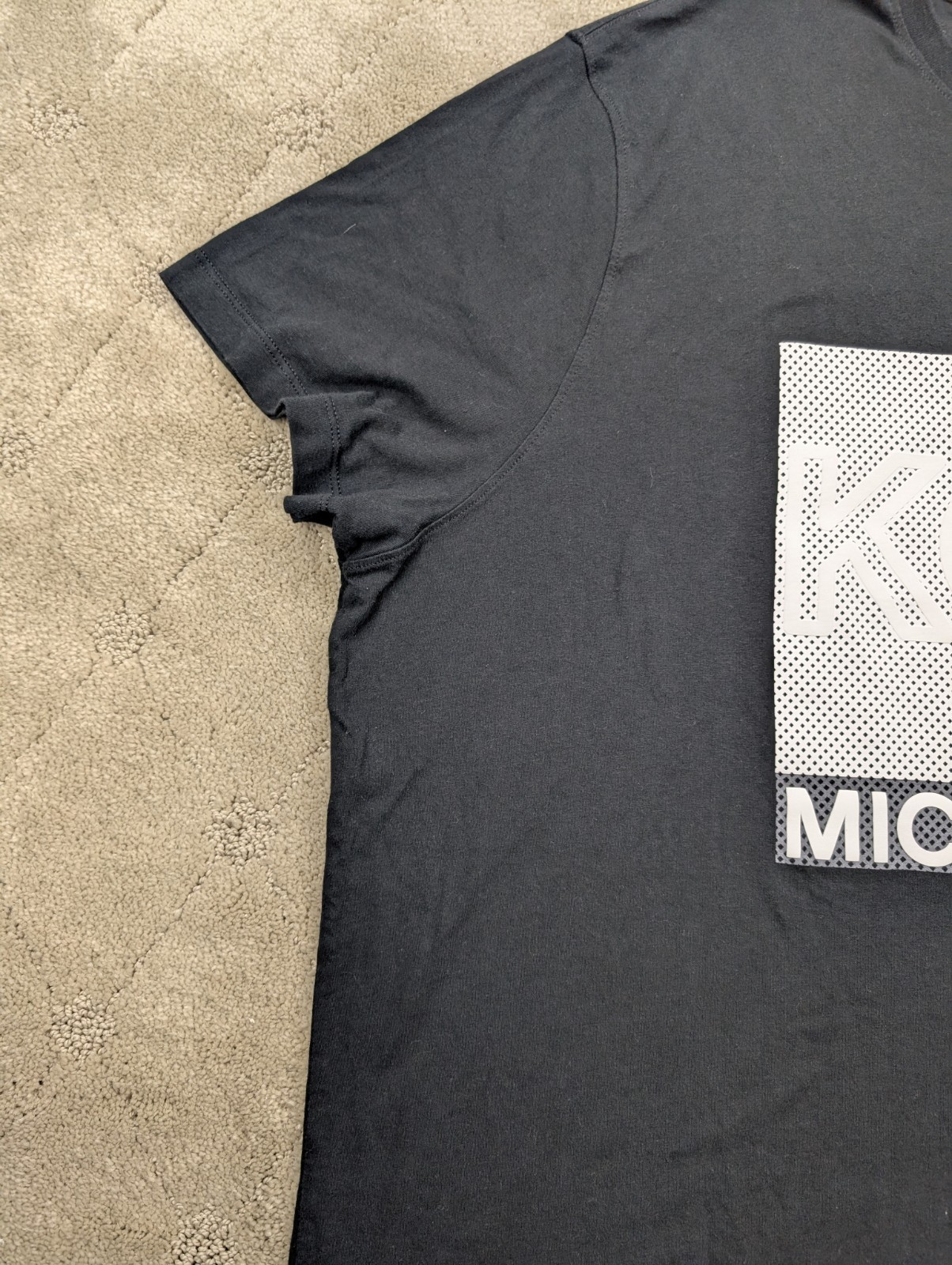 MICHAEL KORS Men’s (3XL) Black Crewneck Cotton T-Shirt Square 3D Textured Logo