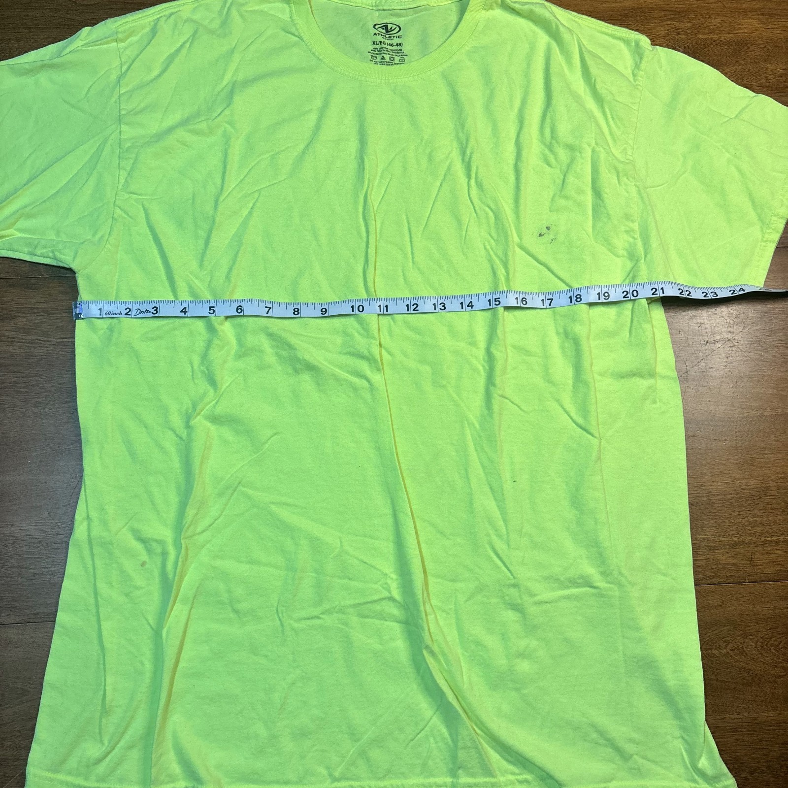 Athletic Works T-Shirt Men&rsquo;s Neon Green Cotton Crew Neck Short Sleeve – XL