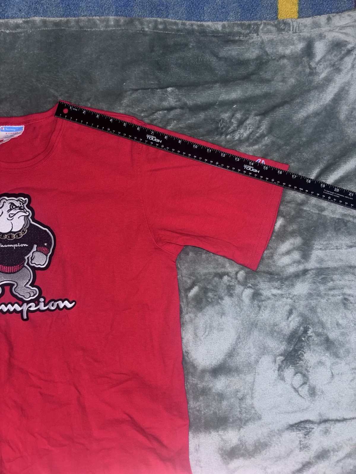 VTG Georgia Bulldogs Men&rsquo;s Champion Embroidered Cotton T-Shirt Red • XL