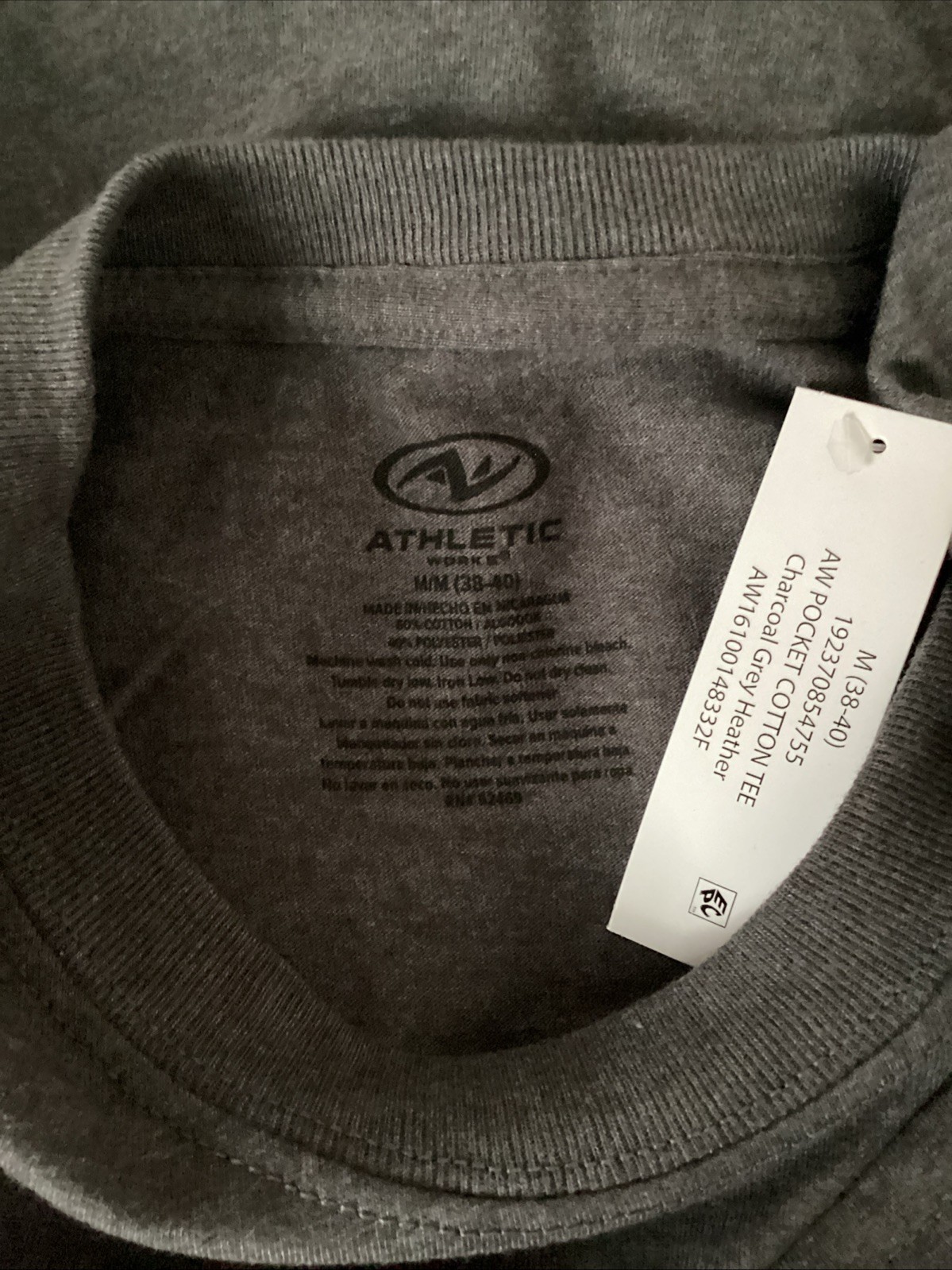 ATHLETIC WORKS Breathable Gray Short Sleeve Crew Neck Pocket T-Shirt Sz M*