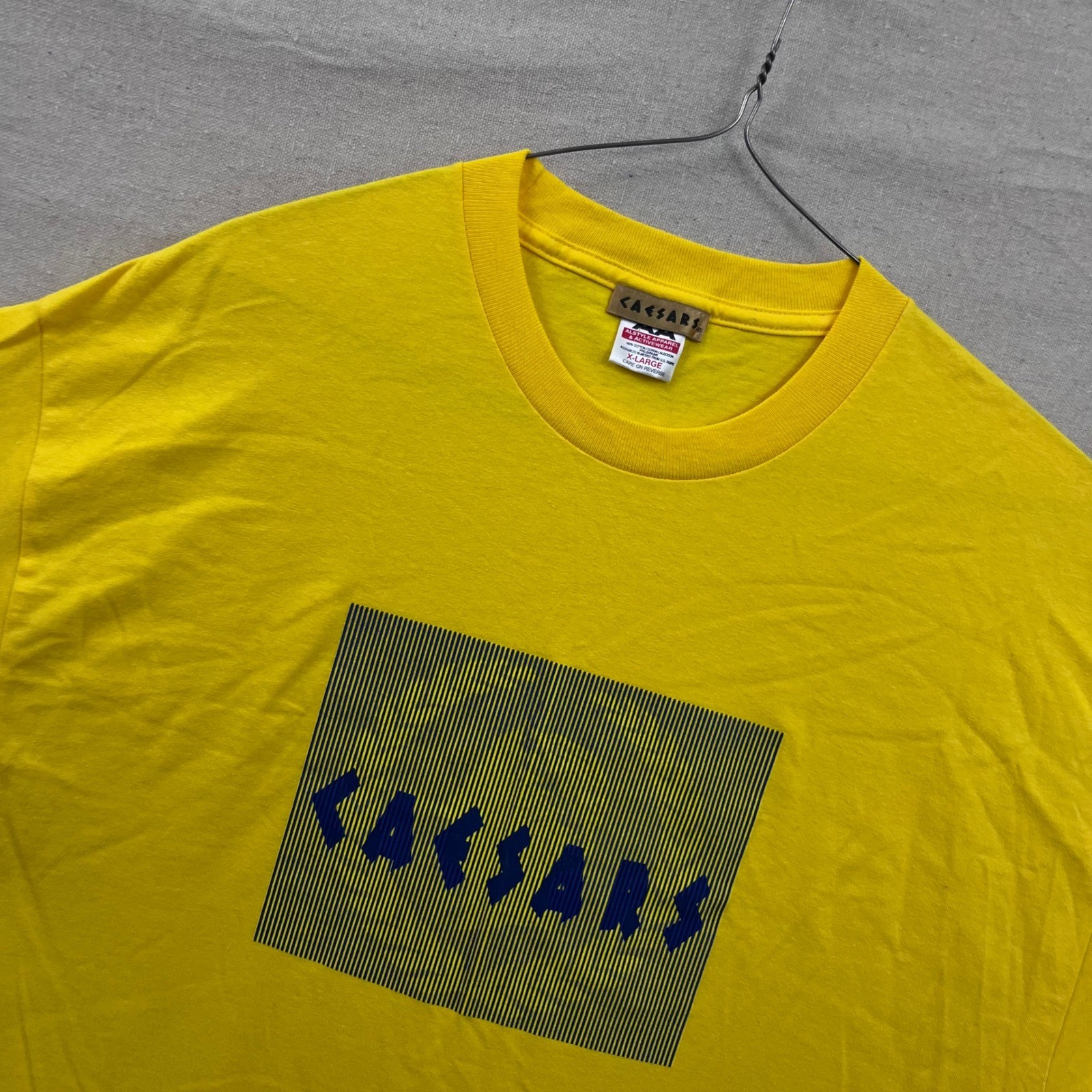 VTG Caesars Palace Graphic T-Shirt XL Yellow Blue Optical Illusion Alstyle Tee