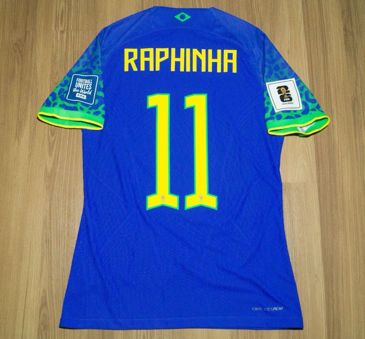 Brazil Matchworn trikotspieler utileria Maillot # 11 Raphinha Qualifiers 26 E