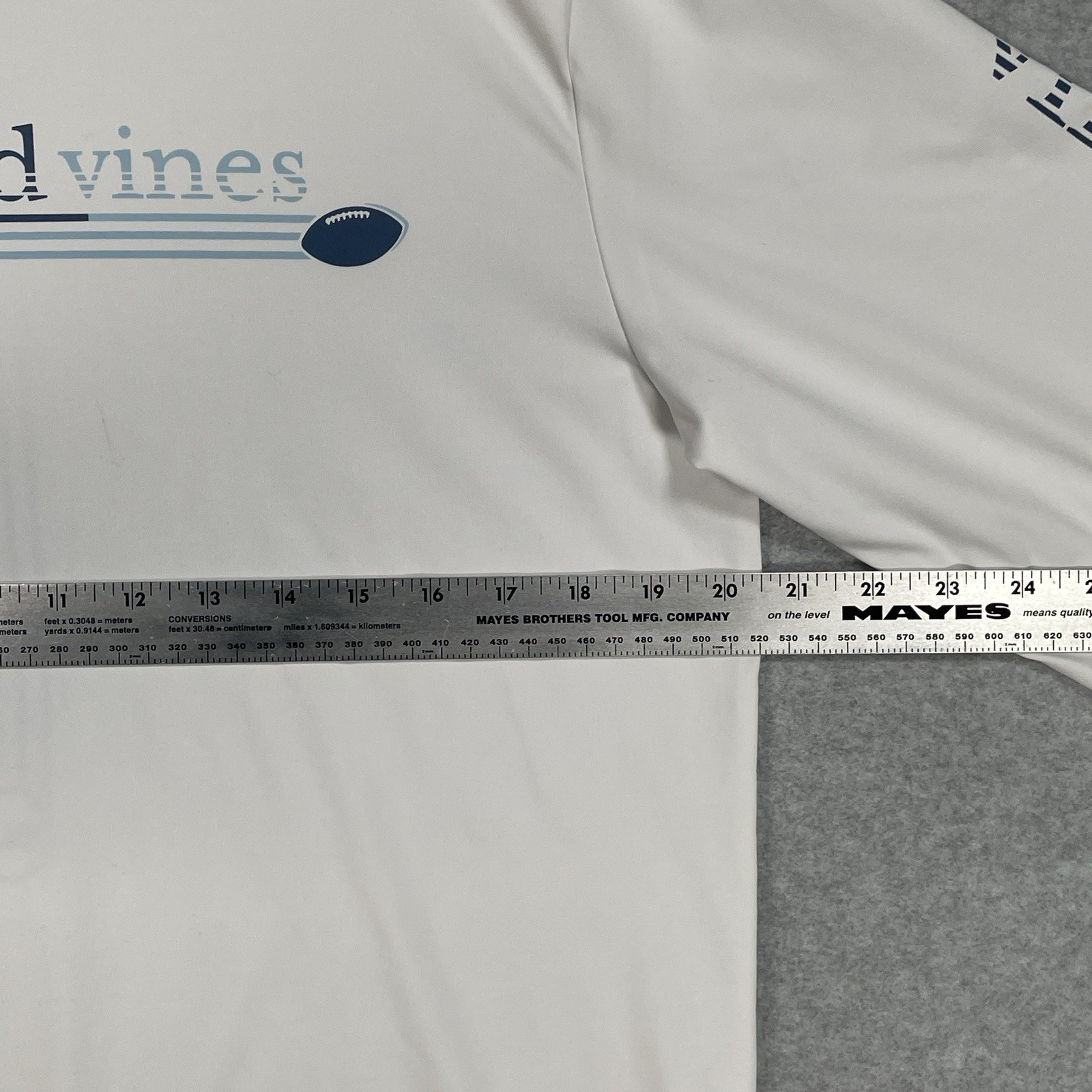 Vineyard Vines Performance Shirt S White Stretch Lightweight Football Whale