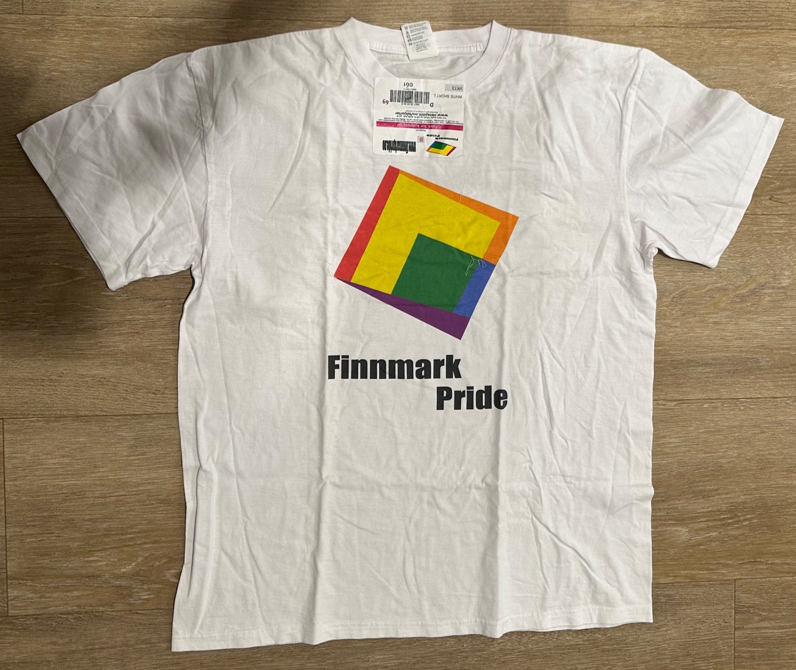 Norway Finnmark Pride T Shirt White Mens Large LGBT Arctic Event