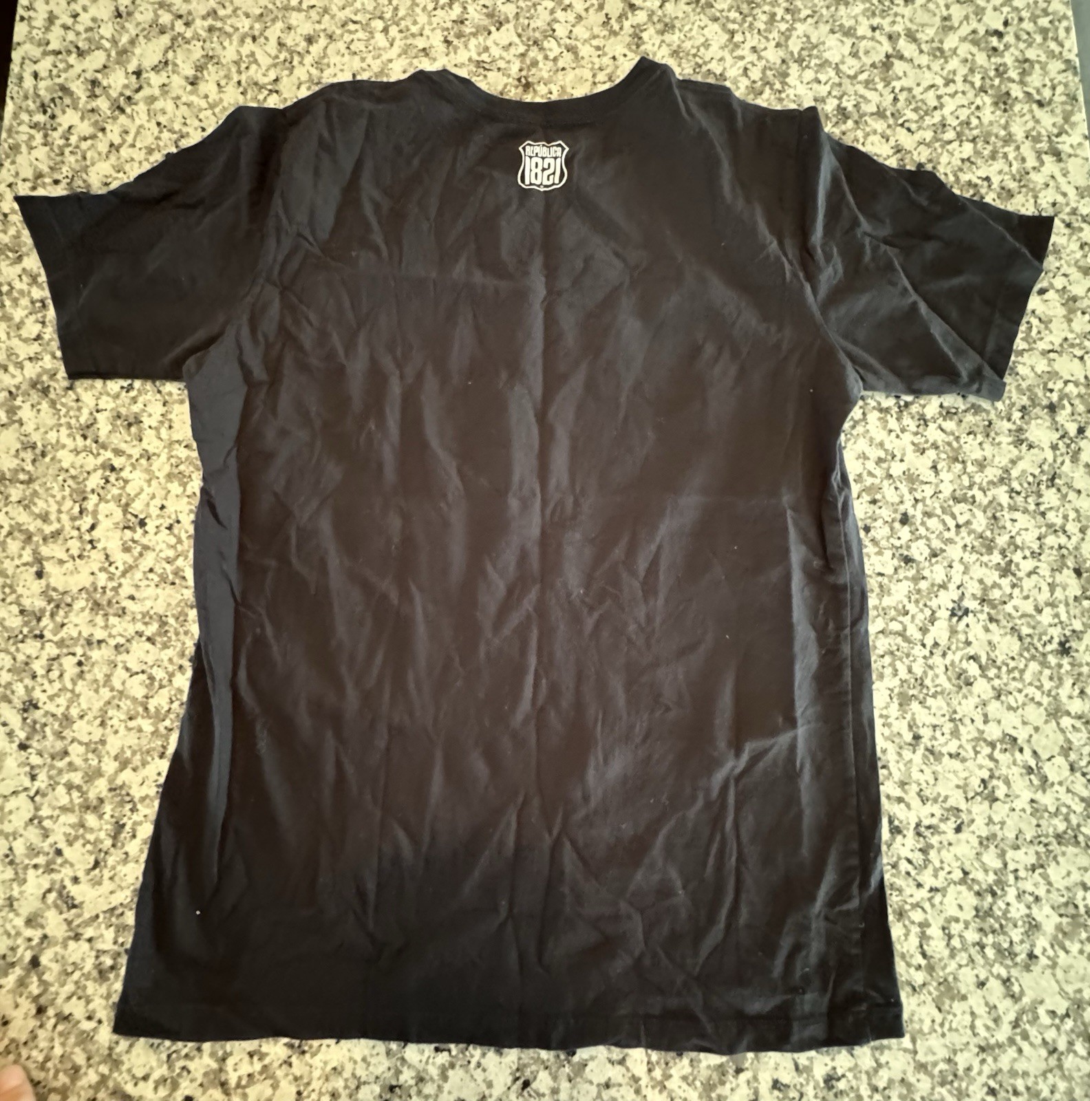 Breaking Peru Shirt Mens Black Llama Alpaca Funny Parody Republica 1821 TV XL