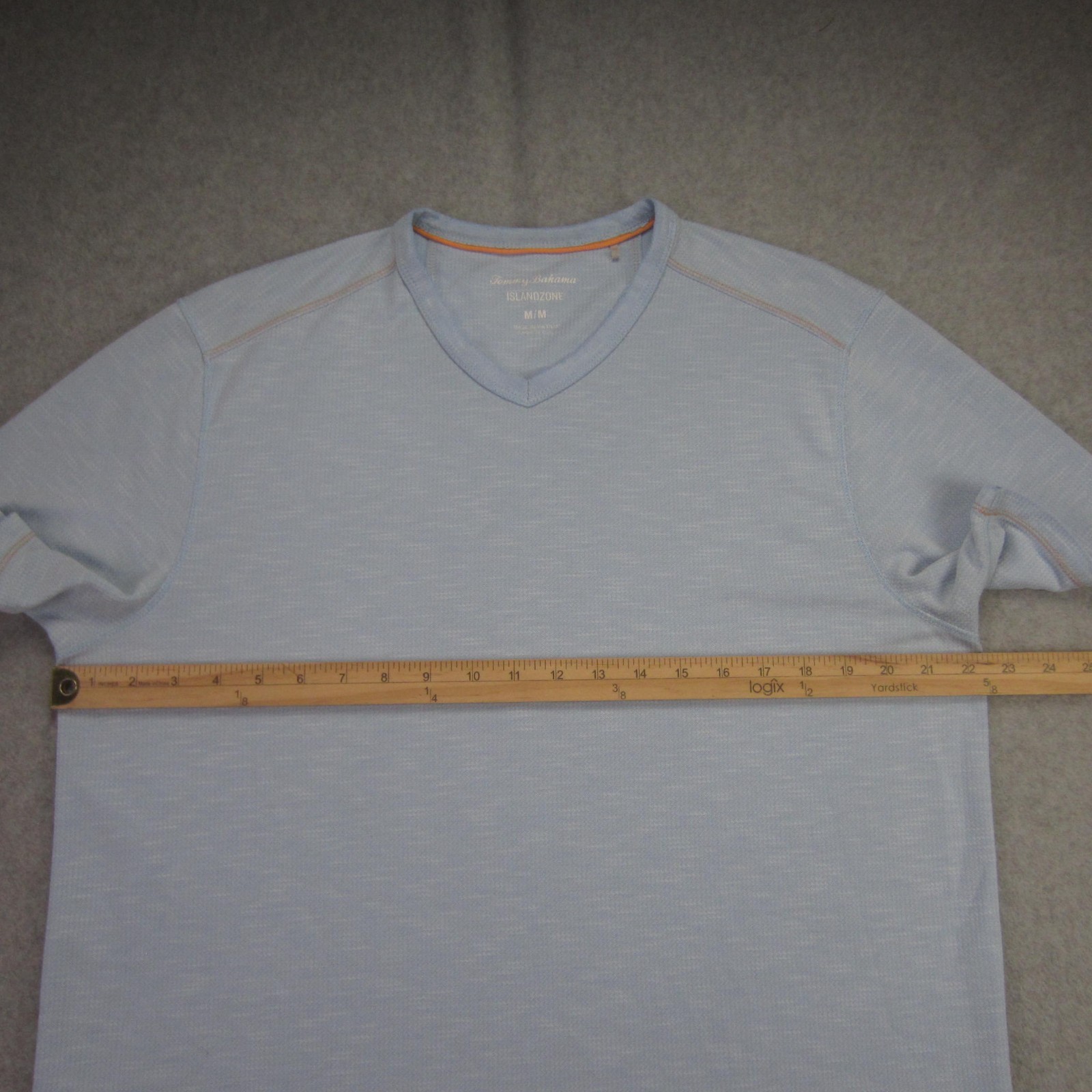 Tommy Bahama Shirt Mens Medium Blue V Neck Short Sleeve Island Zone Coolmax