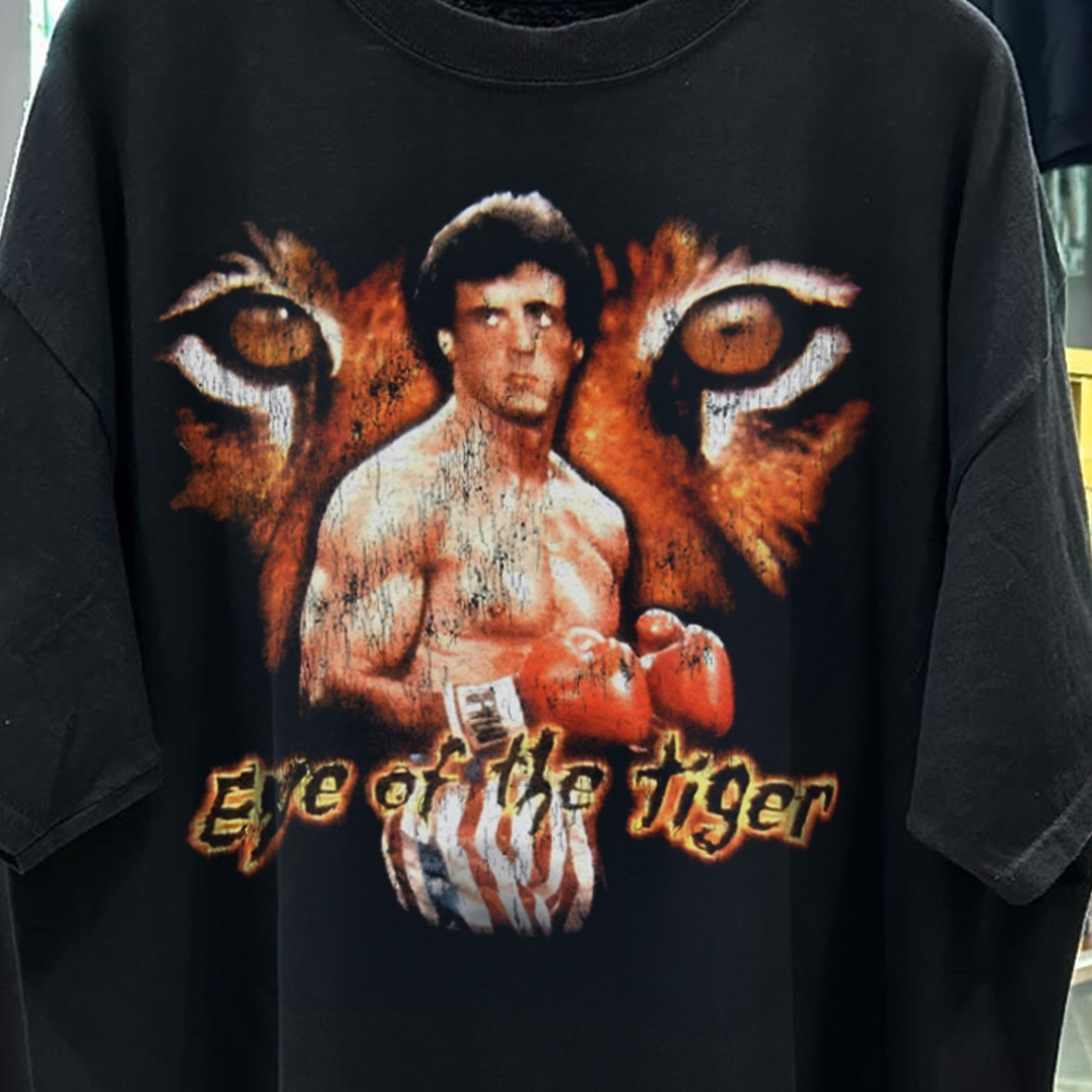 80&rsquo;s Eye Of The Tiger « Rocky 3  » Washed Black T-Shirt XL