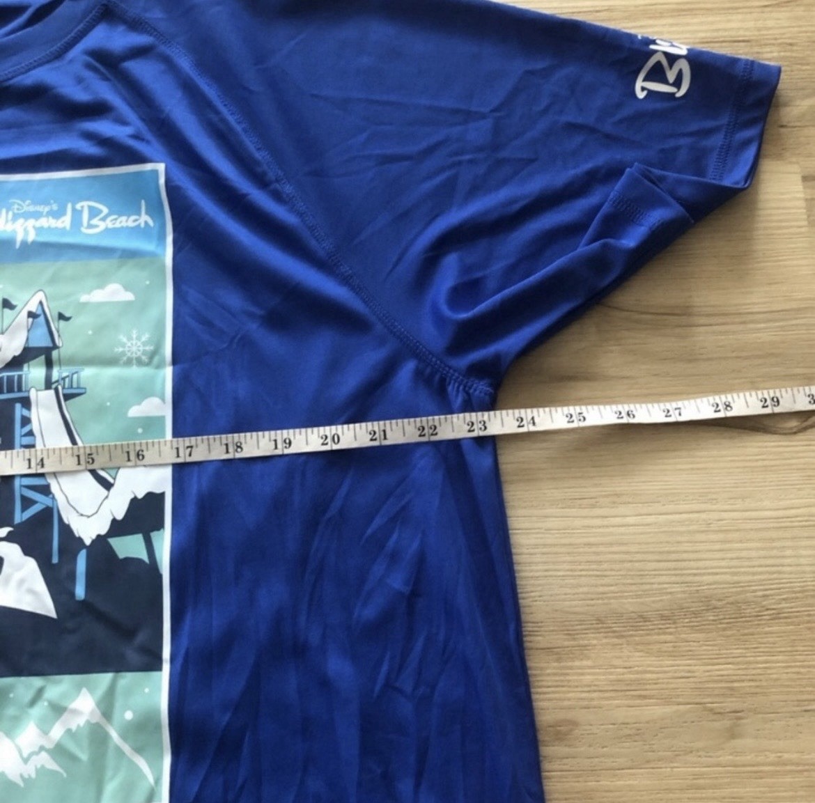 UPF Disney Blizzard Beach Blue Short Sleeve Tee with Graphic XL