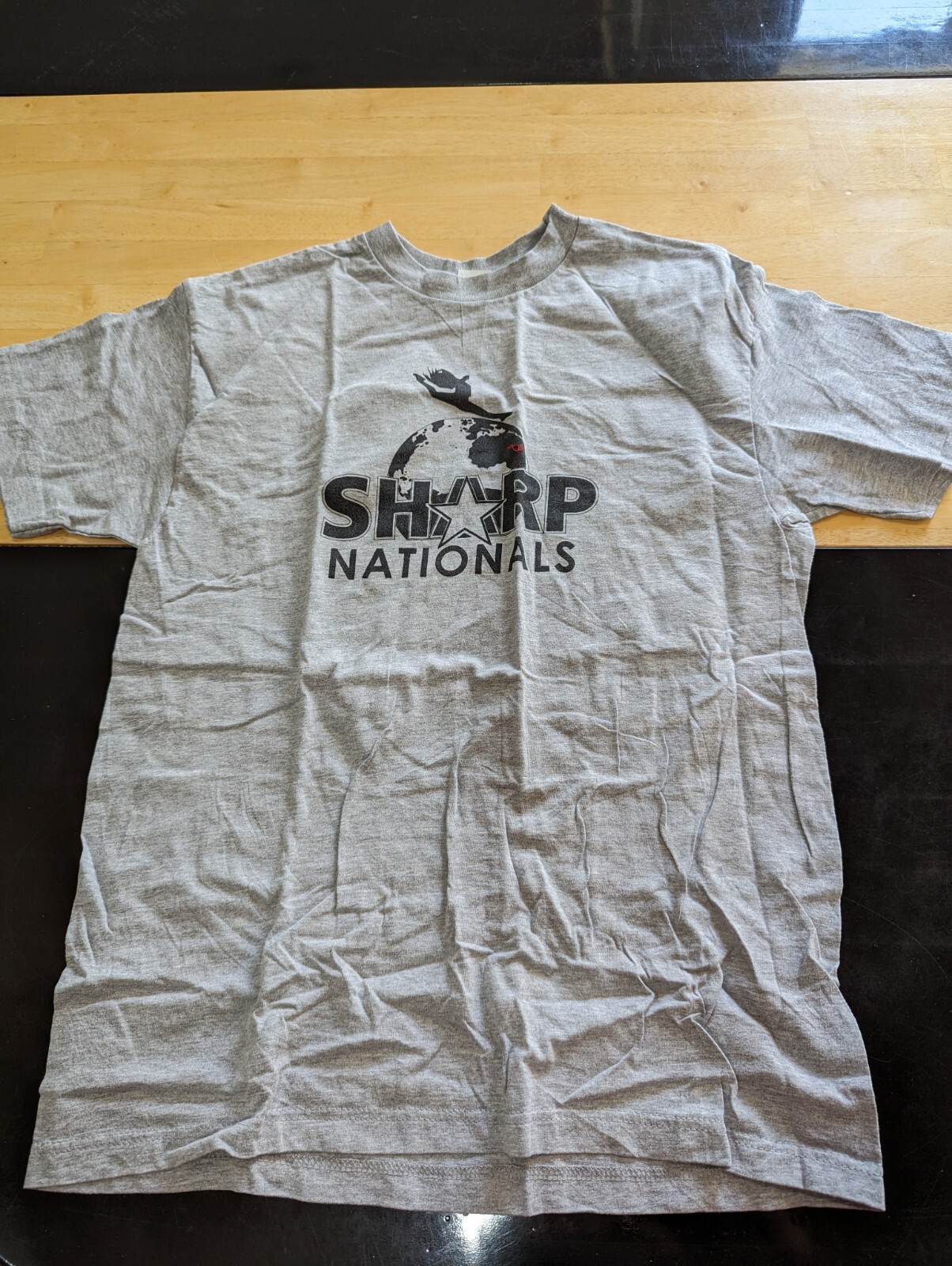 Suna Sharp Nationals gray t-shirt sz l