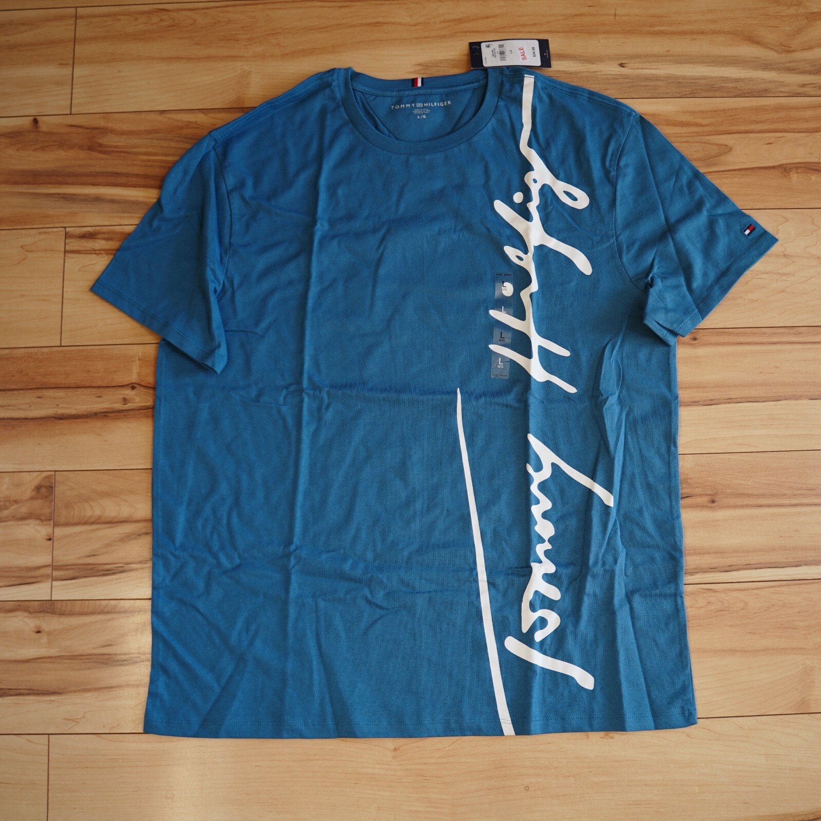 Tommy Hilfiger Men&rsquo;s Short Sleeve Crew-Neck Stripe Tee T-Shirt