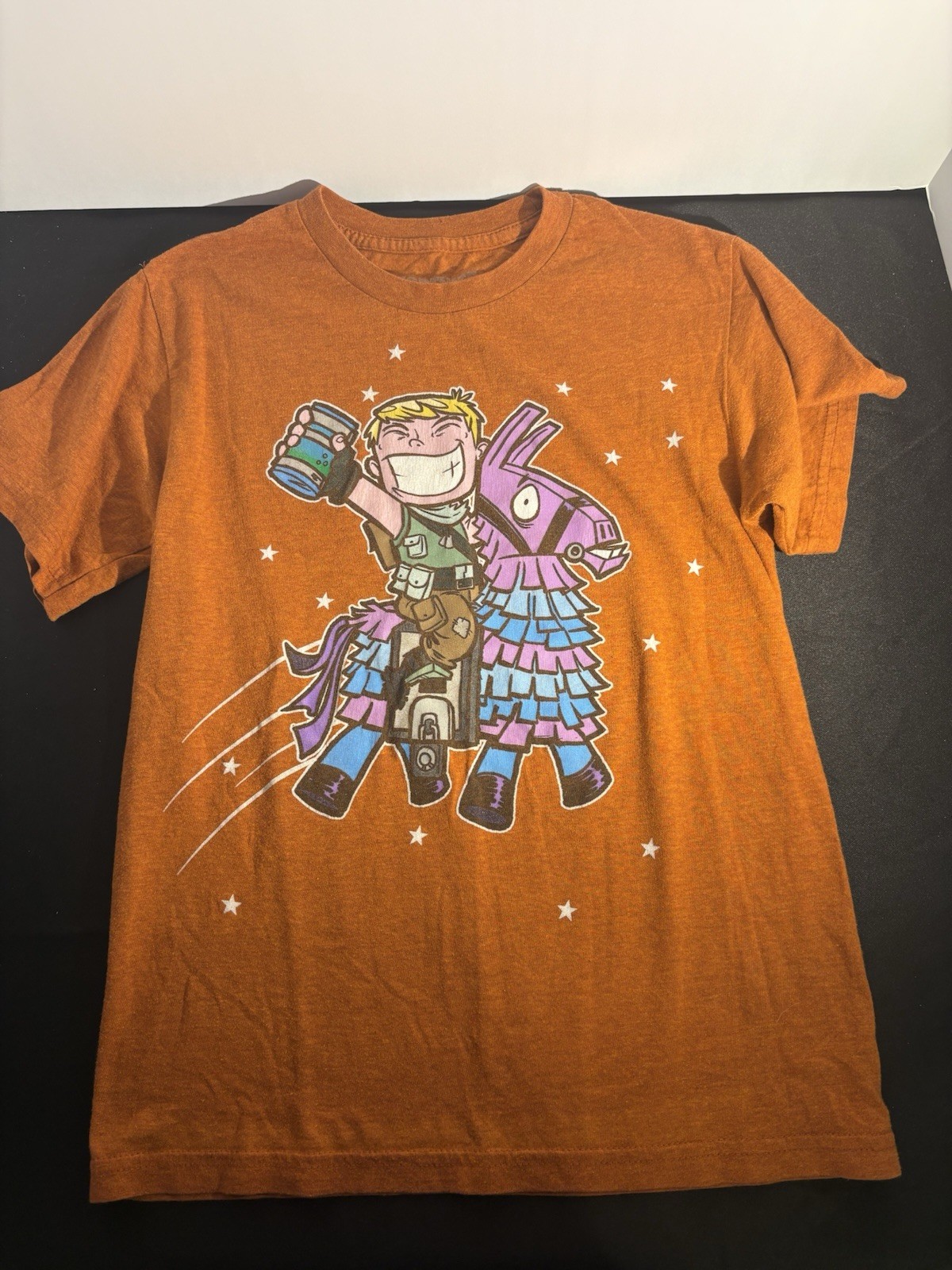 FORTNITE &lsquo;Jonsey Default & Loot Llama&rsquo; 100% Cotton T-shirt, L XL – Orange