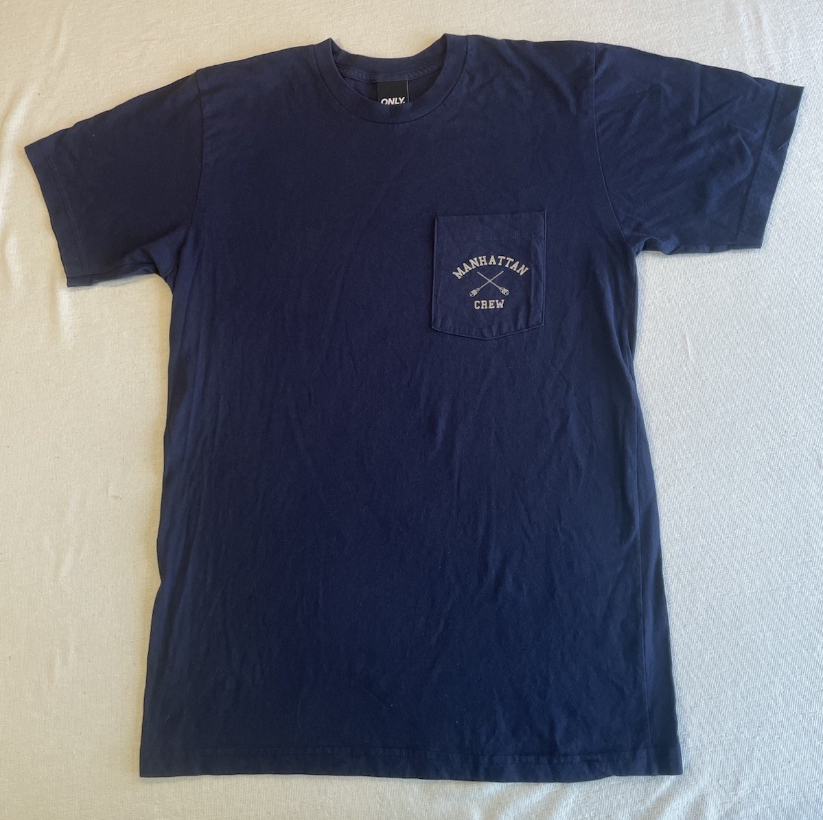 Only NY Graphic T-shirt Sz M Manhattan Rowing Crew Ivy Prep Navy Blue CLEAN