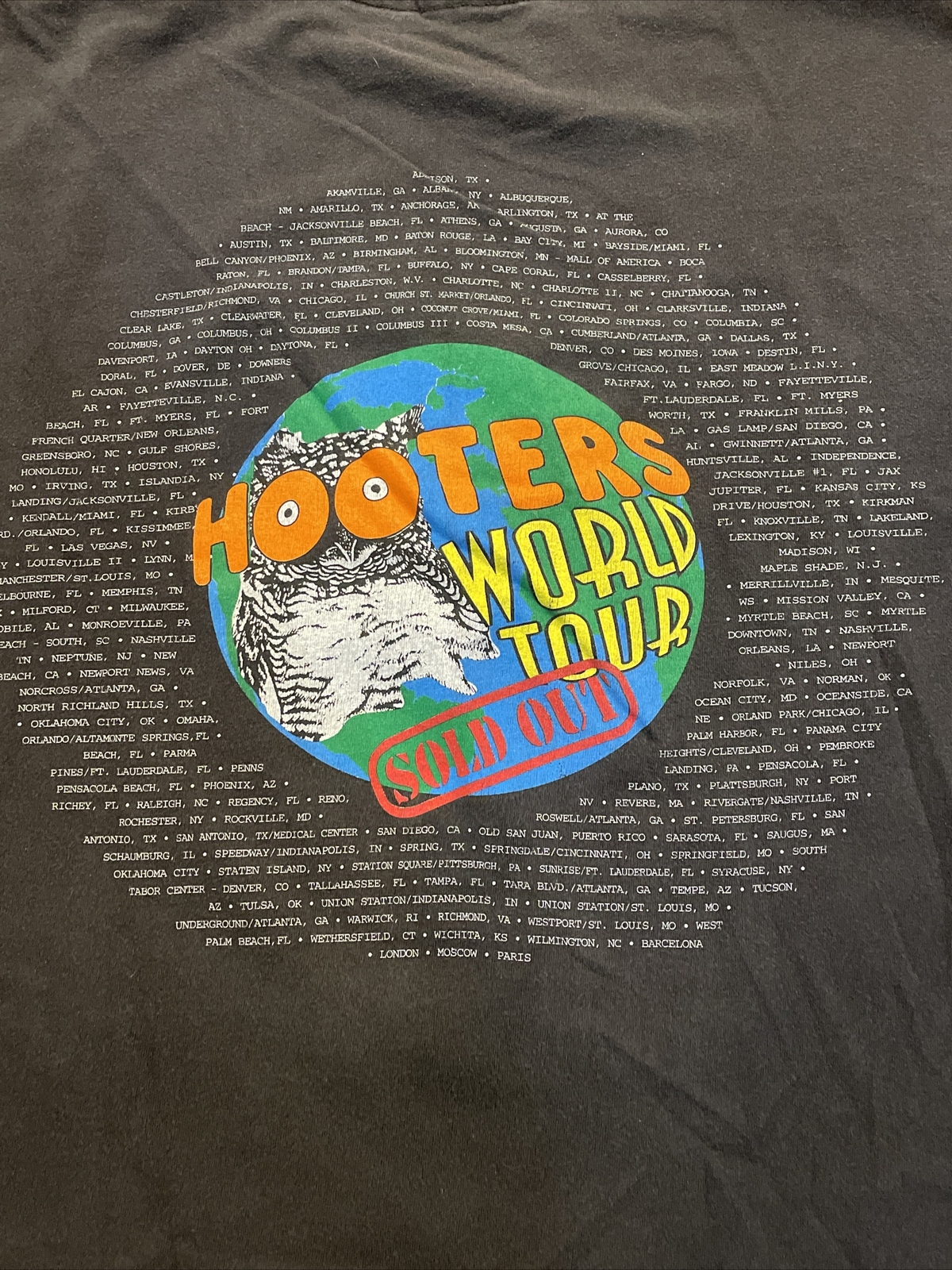 Vintage Single Stitch 1995 Hooters World Tour Sold Out T-Shirt Sz Large